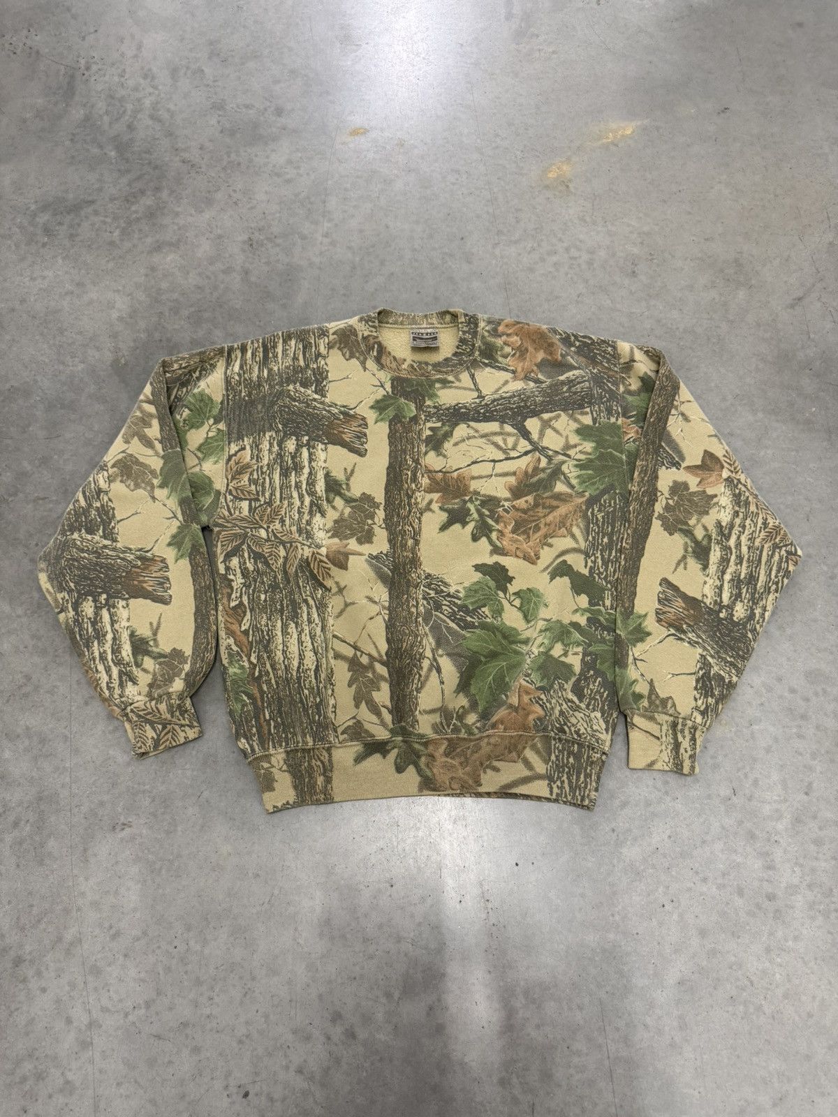 Jerzees 90s Jerzees Camo Real tree Sweatshirt Crewneck USA Medium Size US M / EU 48-50 / 2 - 1 Thumbnail