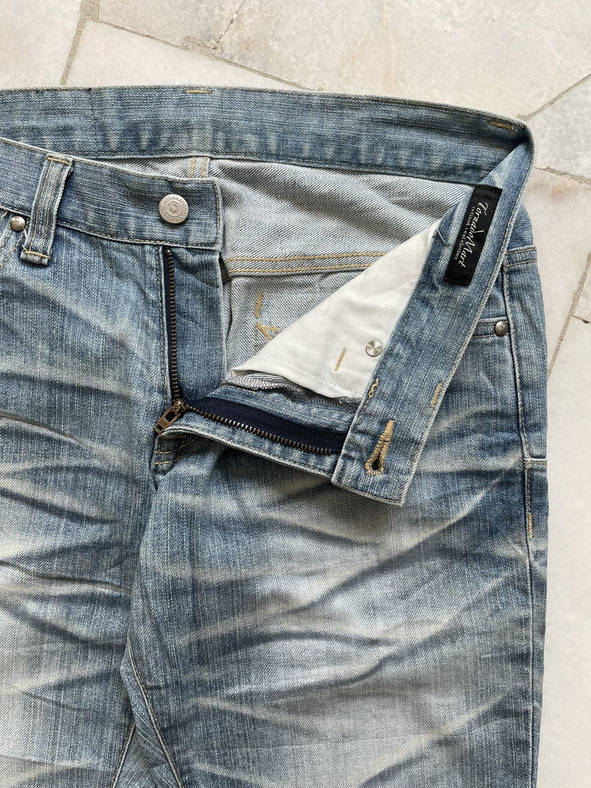 Tornado Mart Tornado Mart Claw Flare Jeans Size US 31 - 7 Thumbnail