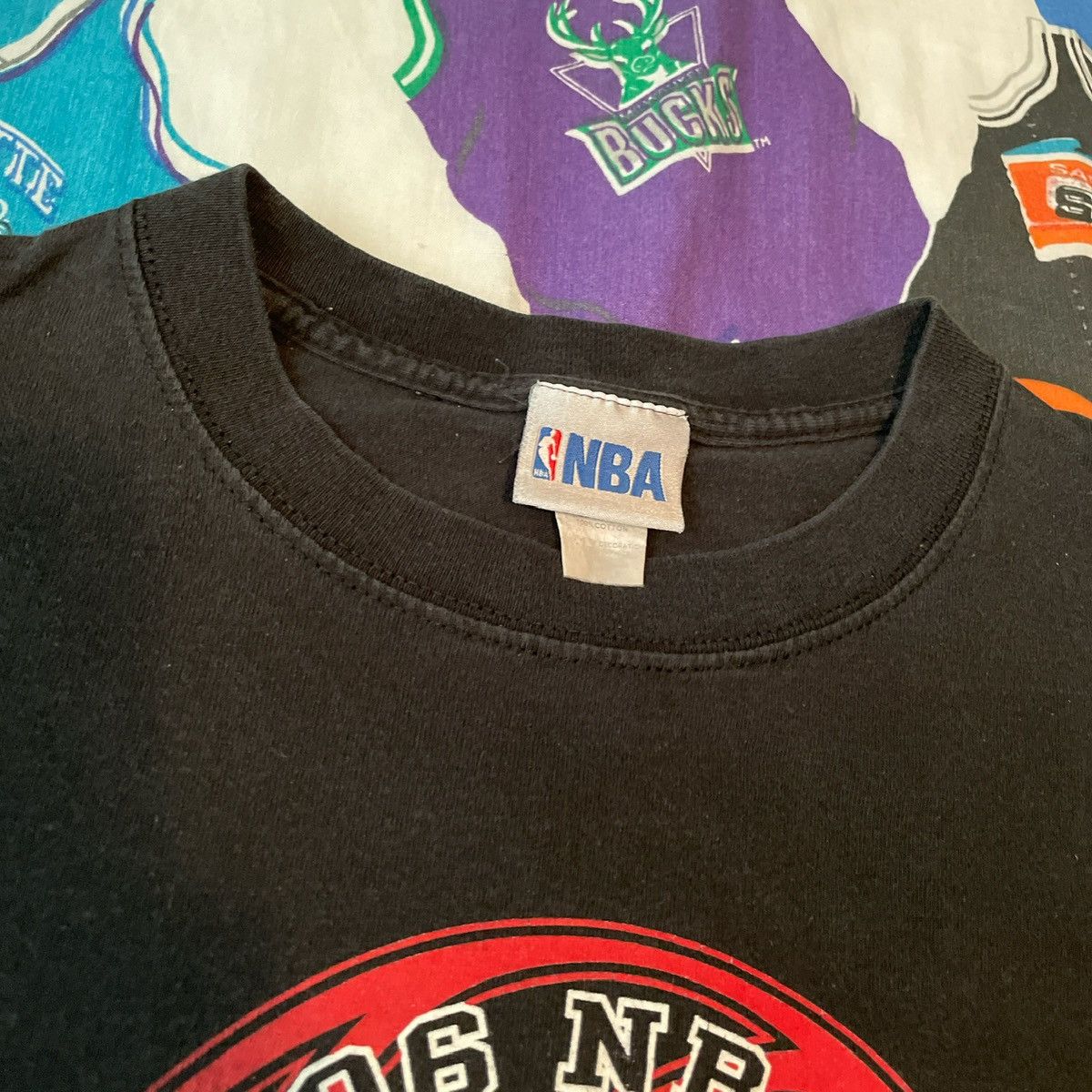 NBA × Vintage Vintage 2006 NBA Miami Heat Finals Playoffs Wade Tee Size US L / EU 52-54 / 3 - 5 Thumbnail