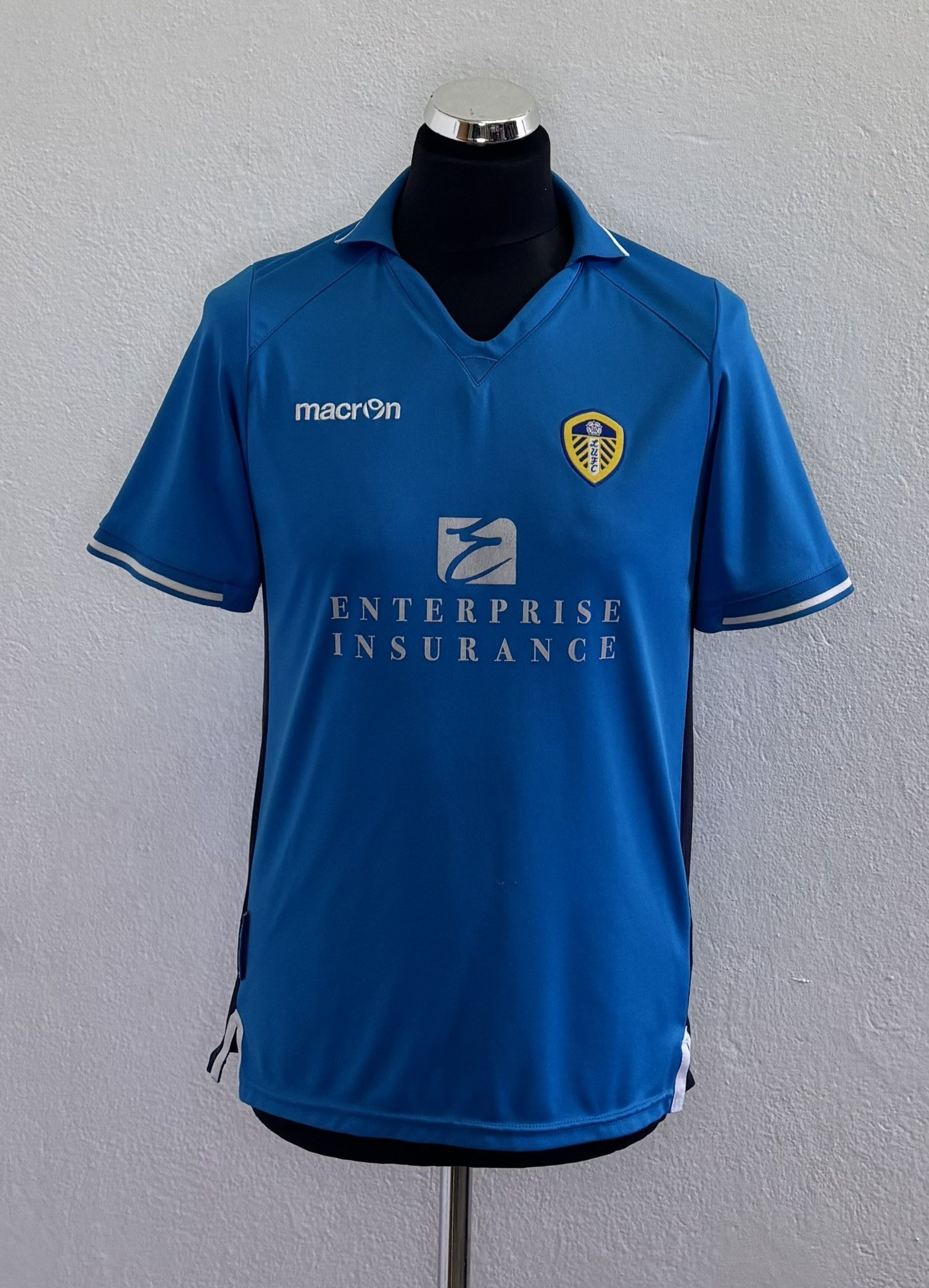 Macron Leeds United 2012/2013 Macron Football Jersey Size S Size US S / EU 44-46 / 1 - 1 Thumbnail