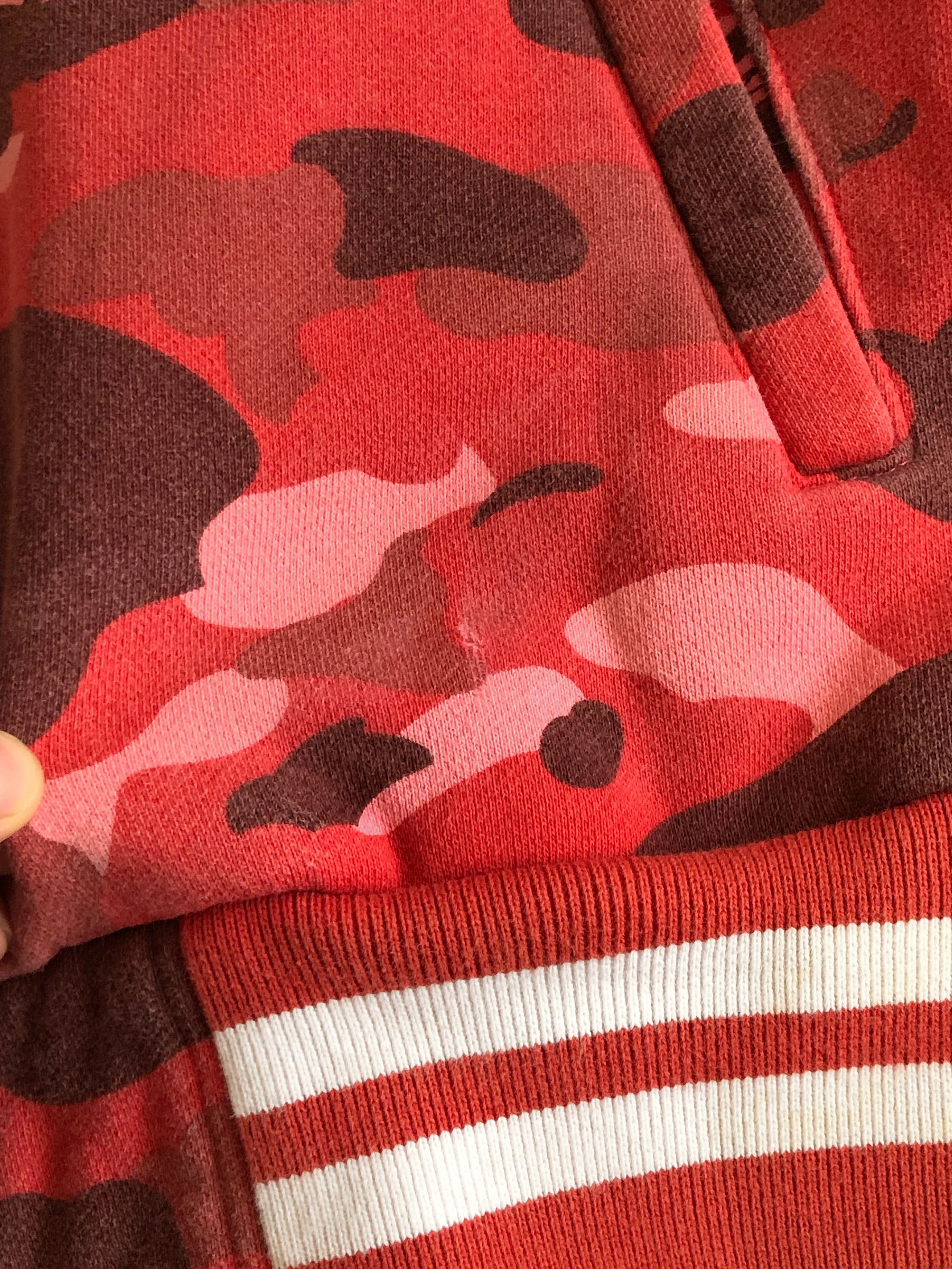 Bape RARE🔥BAPE OG RED CAMO SWEAT VARSITY JACKET Size US L / EU 52-54 / 3 - 17 Thumbnail
