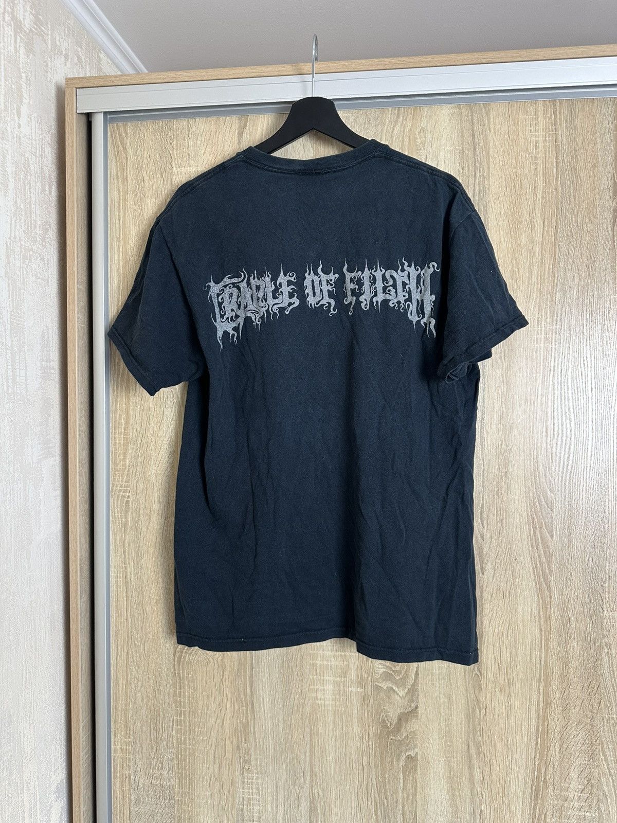 Band Tees 🔥 Vintage 90s Cradle Of Filth Viking Woman Metal Band Shirt Size US L / EU 52-54 / 3 - 3 Thumbnail