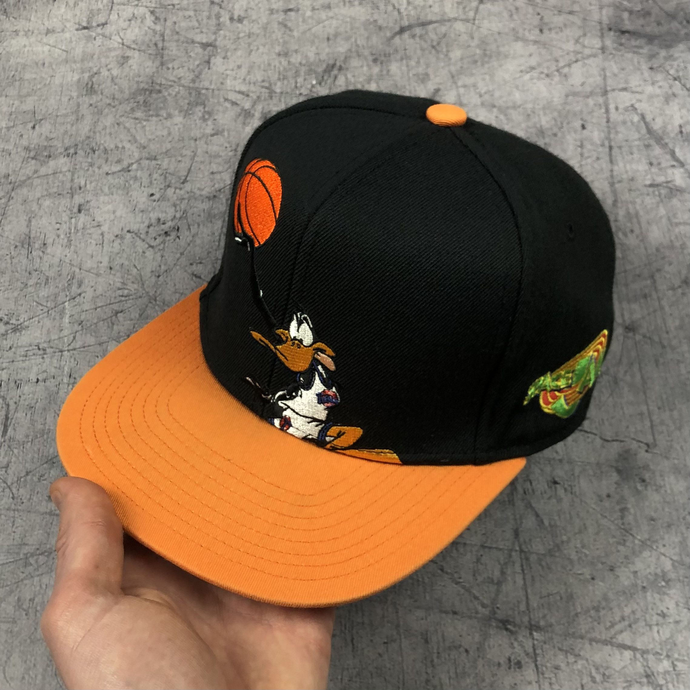 NBA Y2K Space Jam NBA Cap Size ONE SIZE - 3 Thumbnail