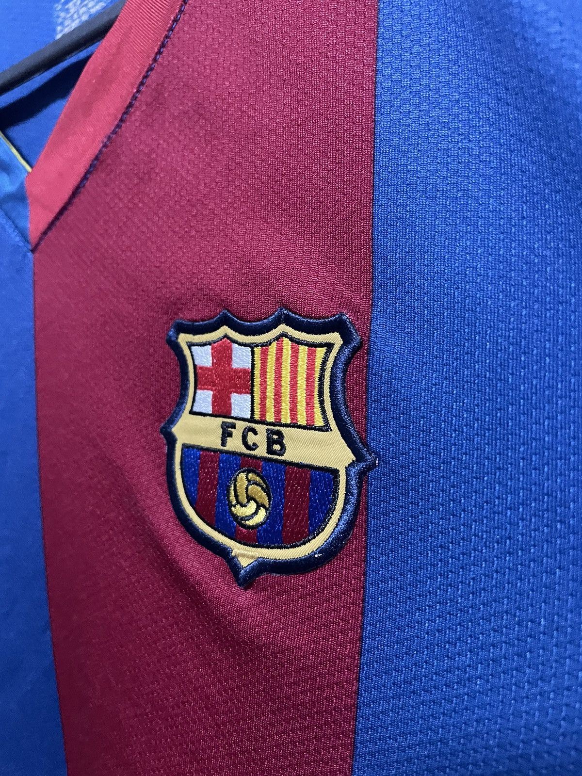 Nike Vintage Nike FC Barcelona 06/07 Home Football Jersey Size US S / EU 44-46 / 1 - 5 Thumbnail