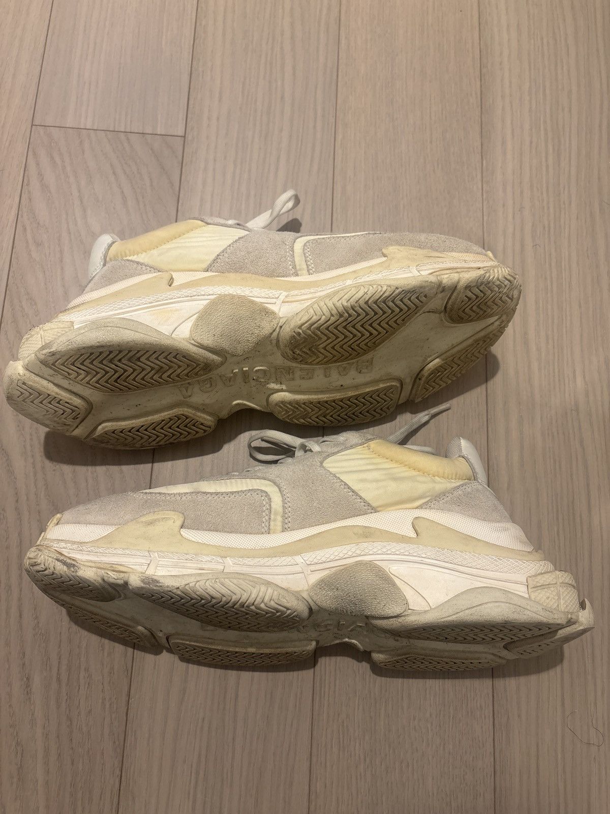 Balenciaga Balenciaga TripleS Runners Size US 10 / EU 43 - 4 Thumbnail