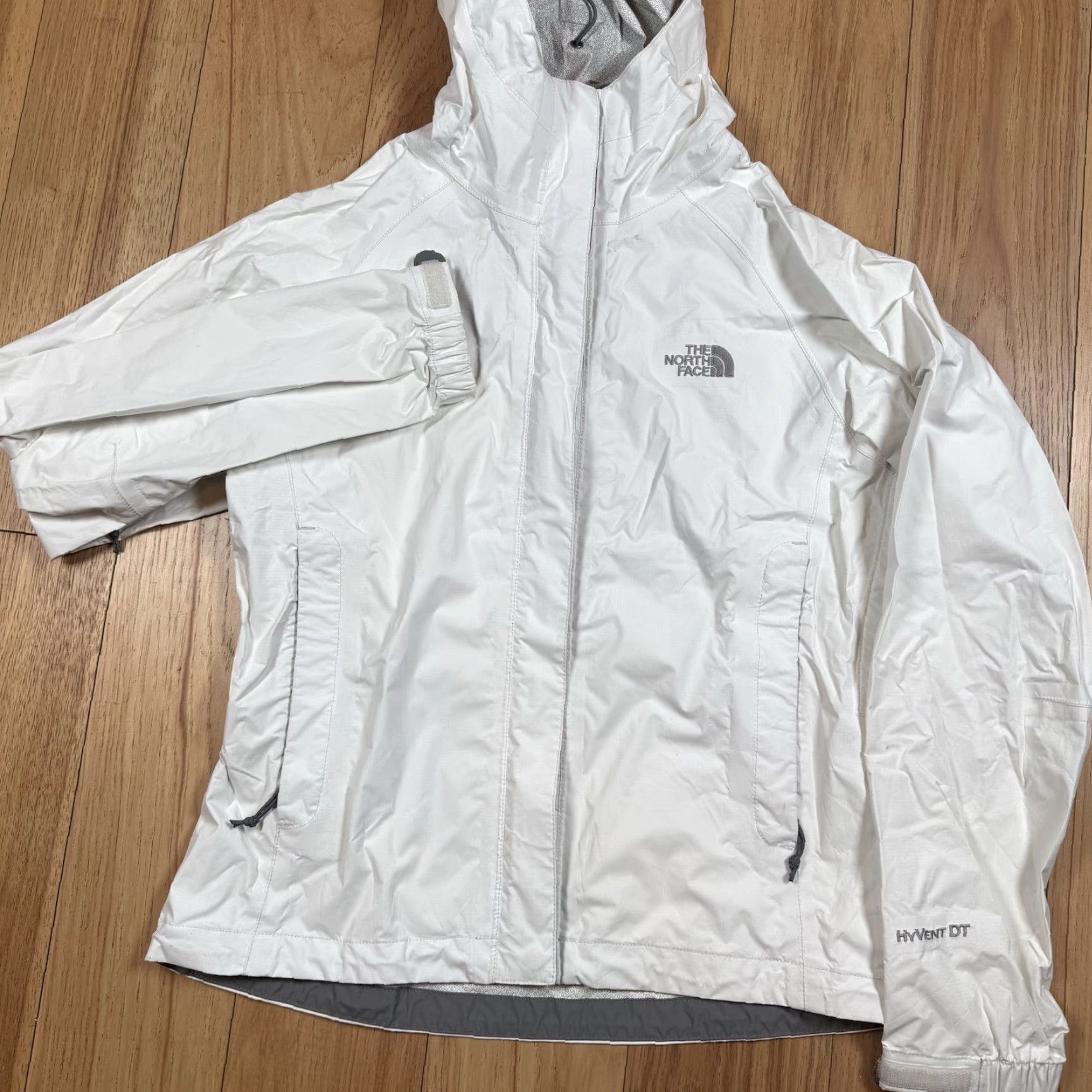 The North Face VINTAGE The North Face Windbreaker Jacket Womens XS White Hyvent 2.5 Waterproof Light Size XS / US 0-2 / IT 36-38 - 3 Thumbnail