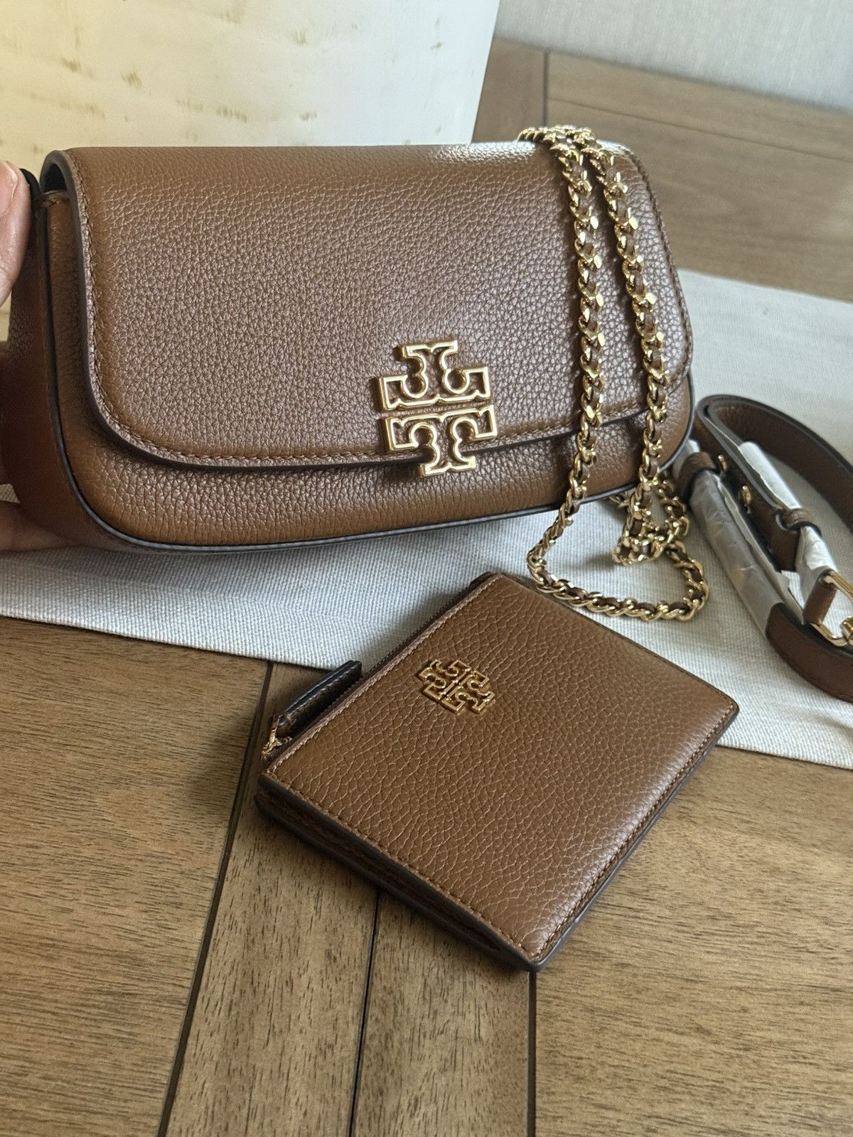 Tory Burch Tory Burch BRITTEN CONVERTIBLE Leather Shoulder & cardholder Size ONE SIZE - 5 Thumbnail