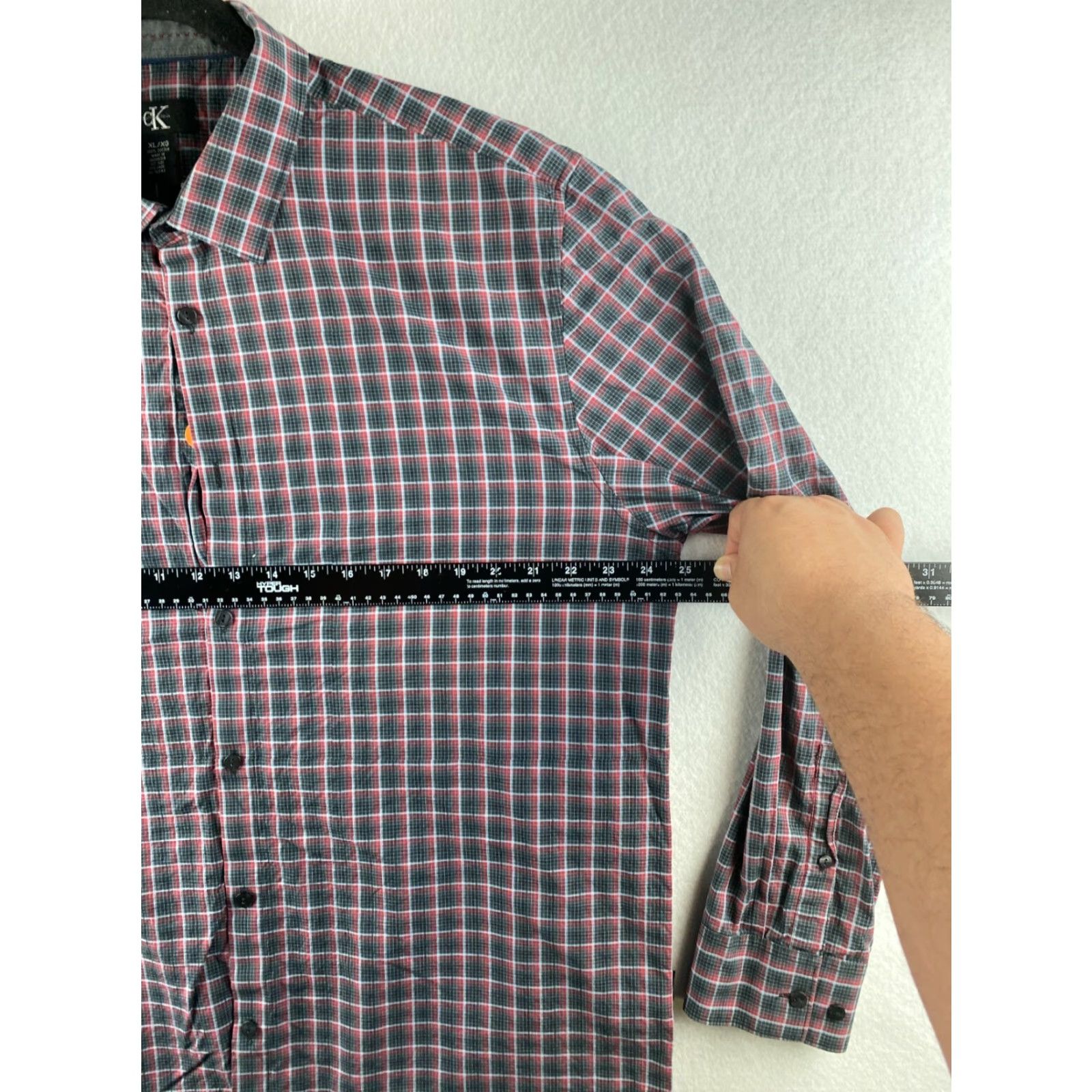 Calvin Klein Calvin Klein Shirt Mens XL Gray Red Button-Up Plaid Long Sleeve Size US XL / EU 56 / 4 - 5 Thumbnail