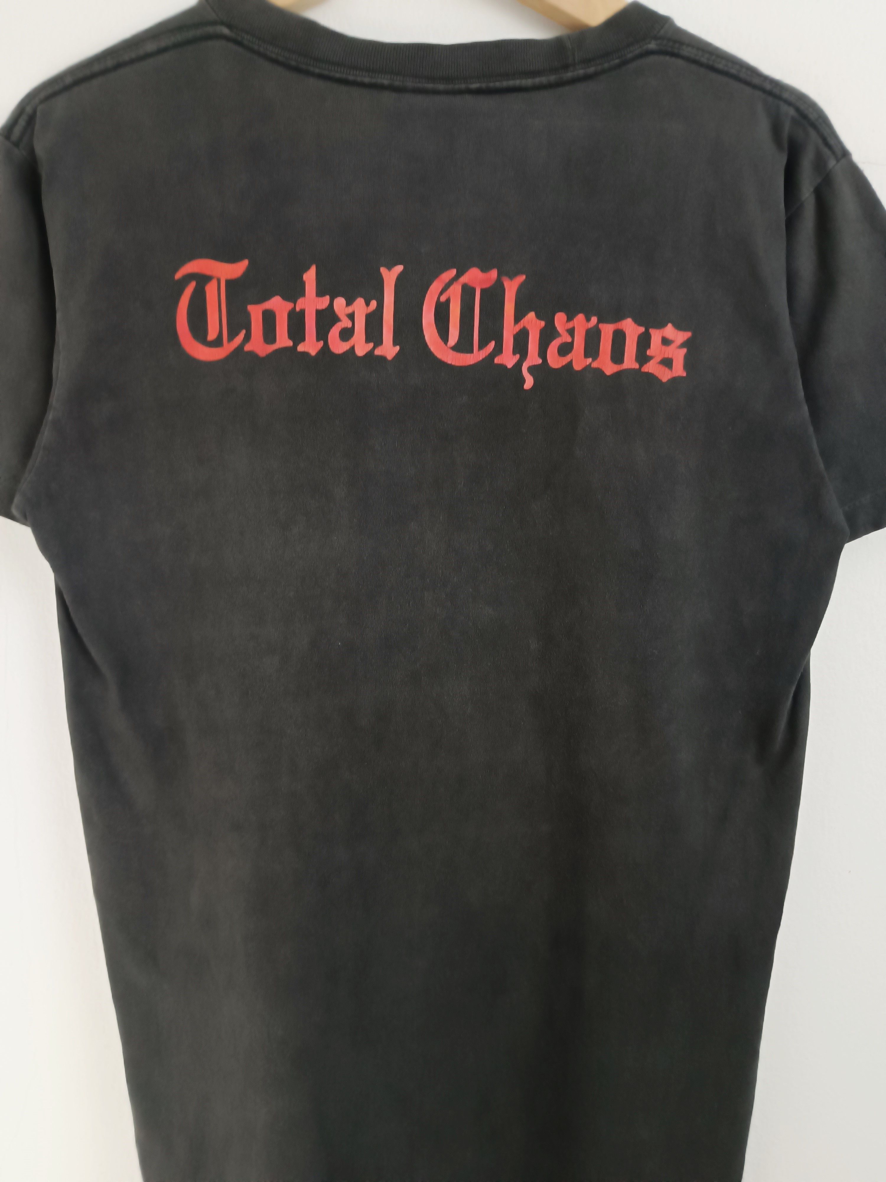Band Tees THRASHED FADED VINTAGE 90'S TOTAL CHAOS ANTHEM HARDCORE PUNK Size US S / EU 44-46 / 1 - 4 Thumbnail