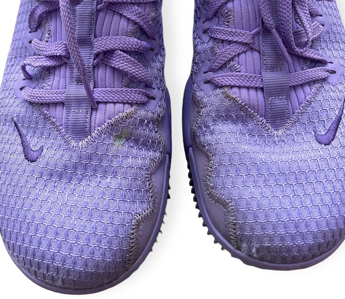 NBA NIKE LEBRON 16 XVI ATOMIC PURPLE Size US 11 / EU 44 - 6 Thumbnail