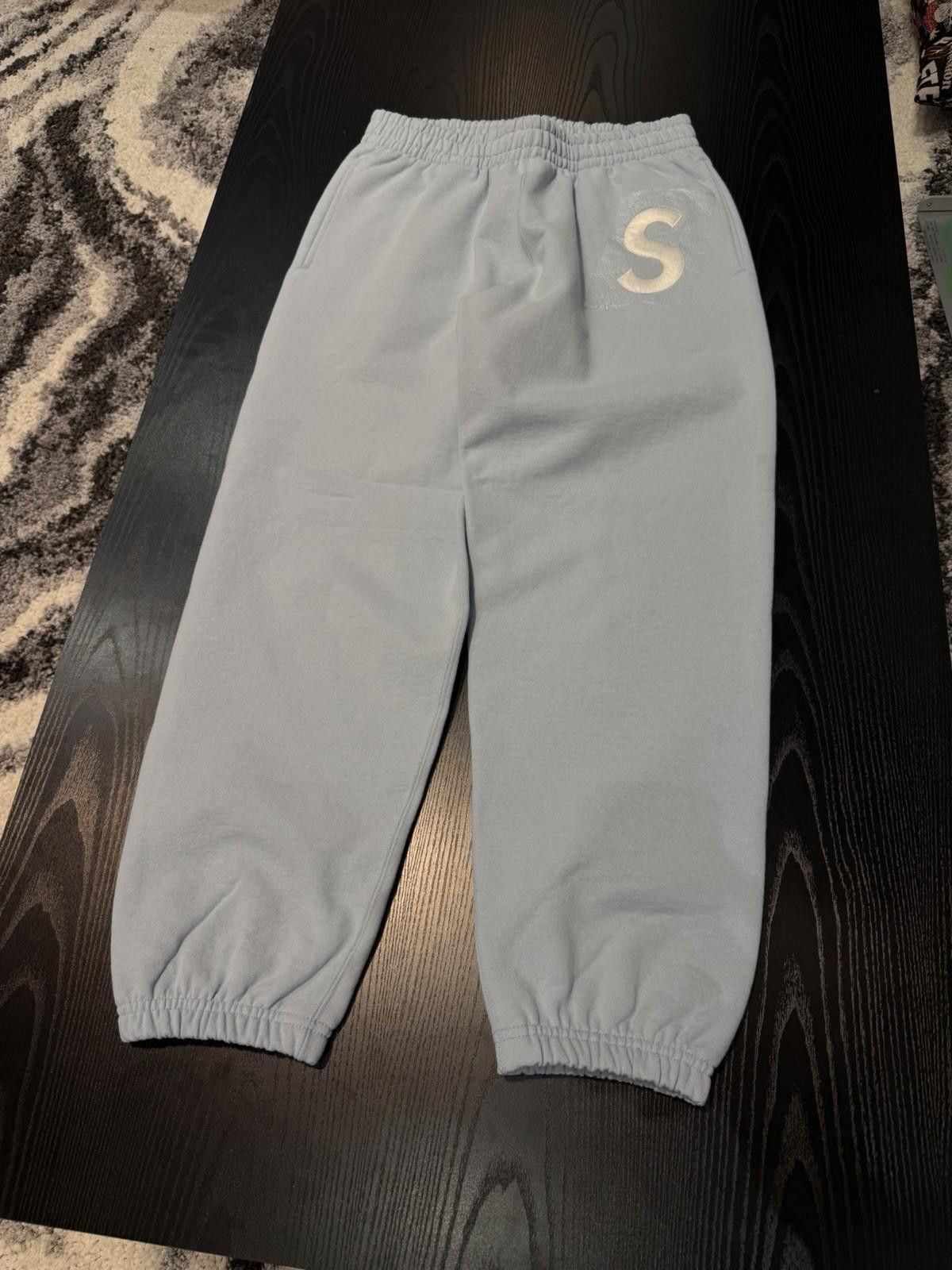 Supreme Supreme S Logo Sweatpants Blue (SS25) Brand New Size Small Size US 30 / EU 46 - 3 Thumbnail