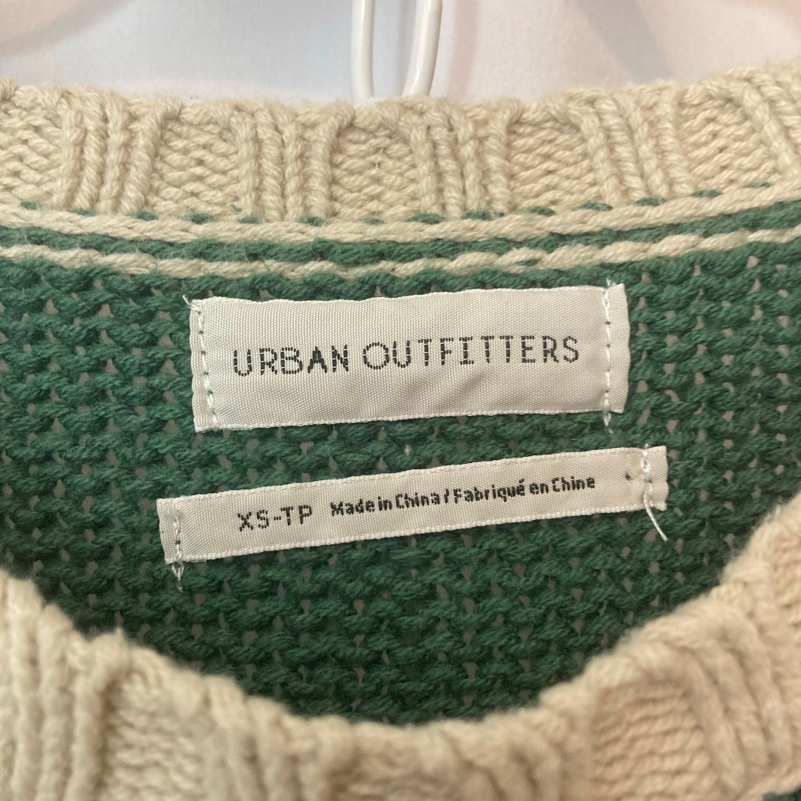 Urban Outfitters Urban Outfitters Knit Fair Isle Green White Holiday Sweater Size XS / US 0-2 / IT 36-38 - 7 Thumbnail