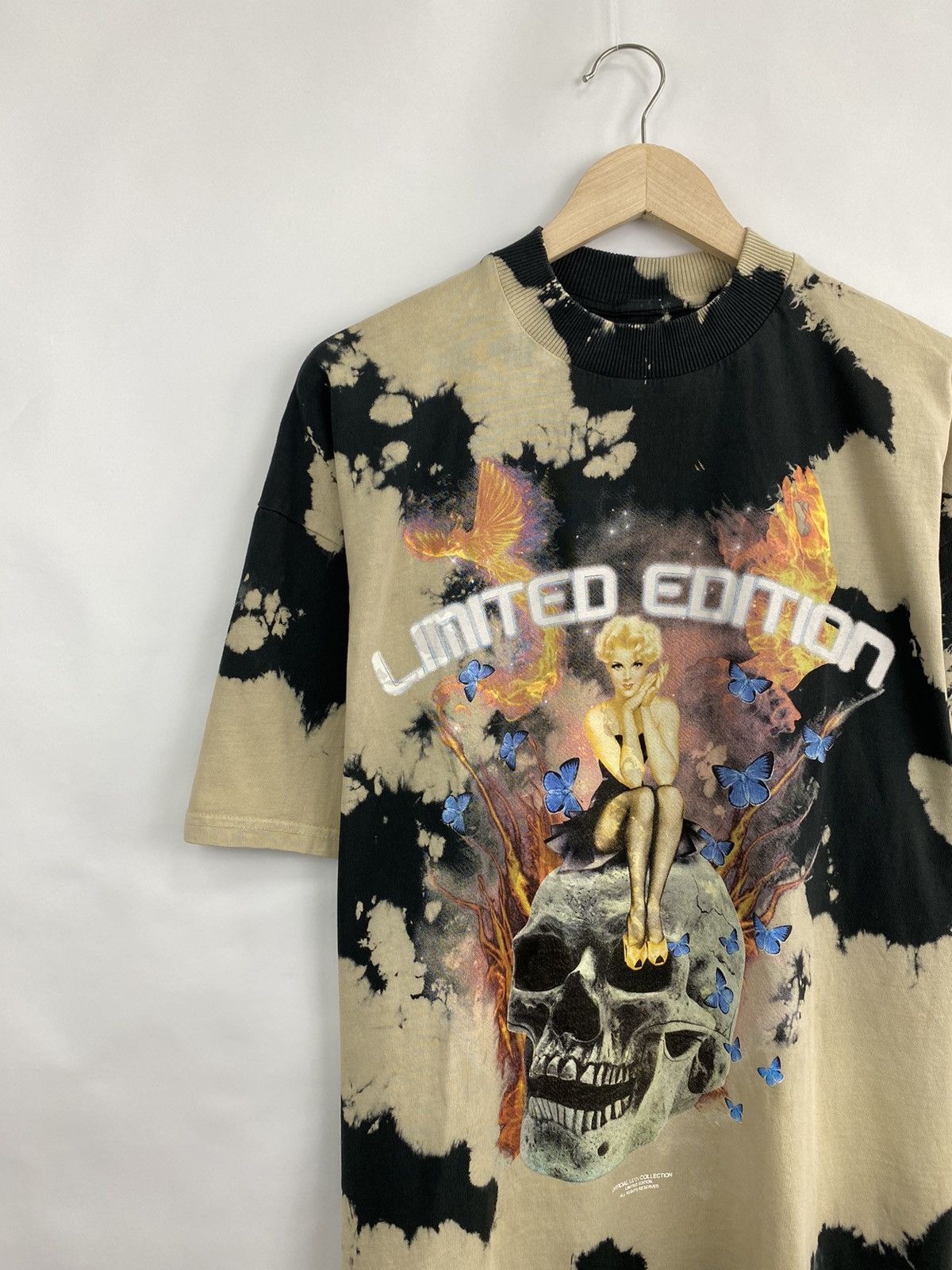 Vintage 💀 Vintage Skull Sexy Girl Fire Japan Style T-Shirt Rare Hype Size US XL / EU 56 / 4 - 2 Thumbnail