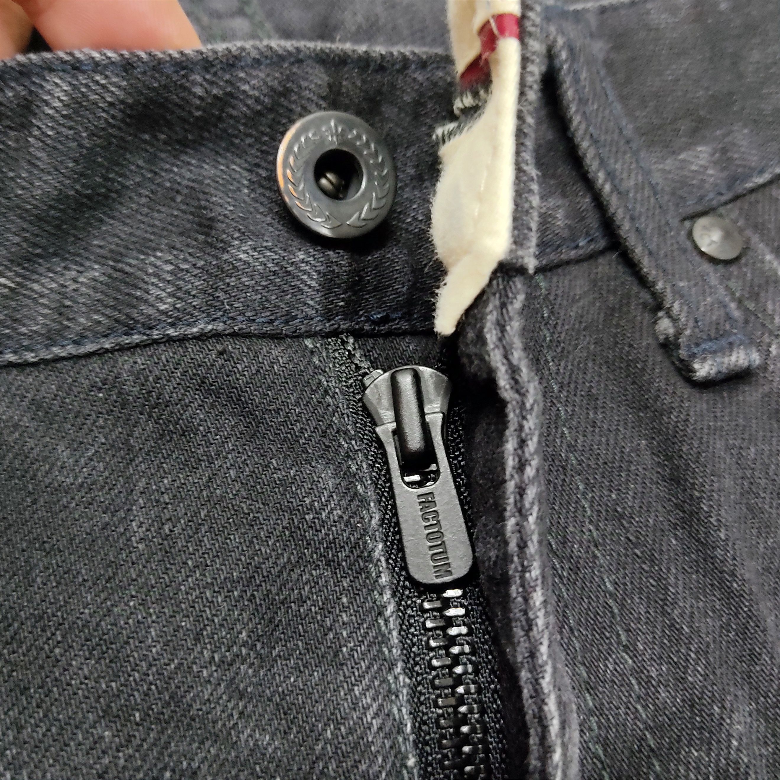 Beauty Beast × FACTOTUM × If Six Was Nine FACTOTUM Skinny Slim Fit Super Black Denim Pants Size US 31 - 6 Thumbnail