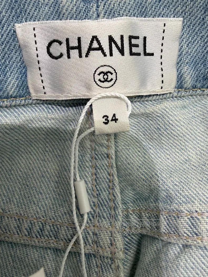 Chanel Chanel Light blue straight jeans Size 42" / US 20 - 4 Thumbnail