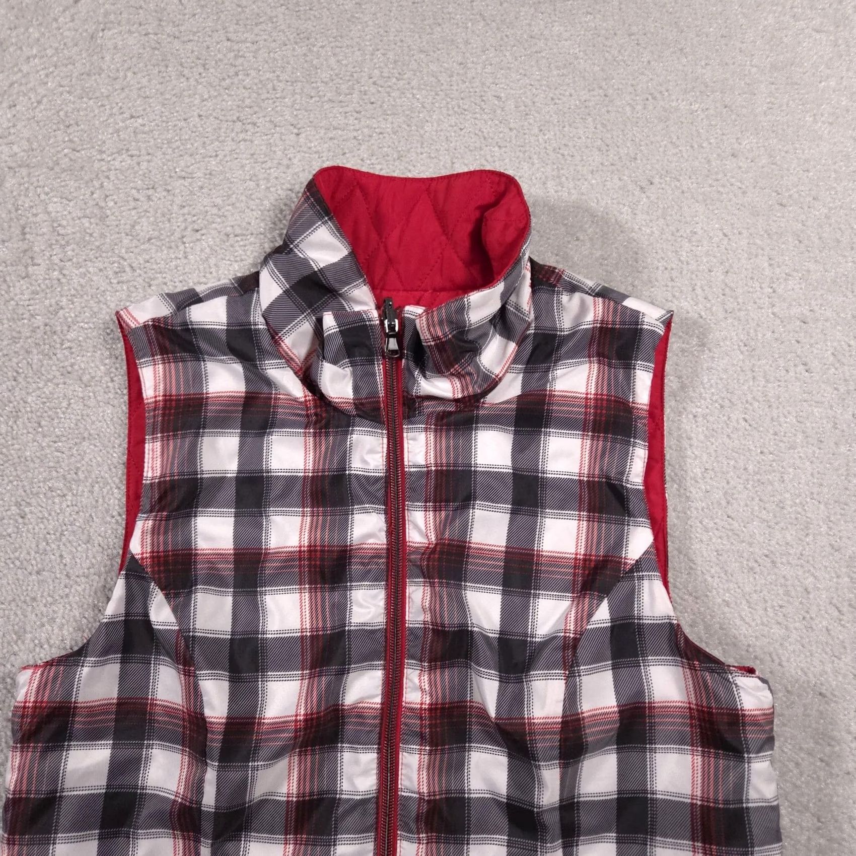Vintage VINTAGE? No. Christopher & Banks Vest Womens Petite Small Red Plaid Reversible Quilted Puffer Size S / US 4 / IT 40 - 2 Thumbnail