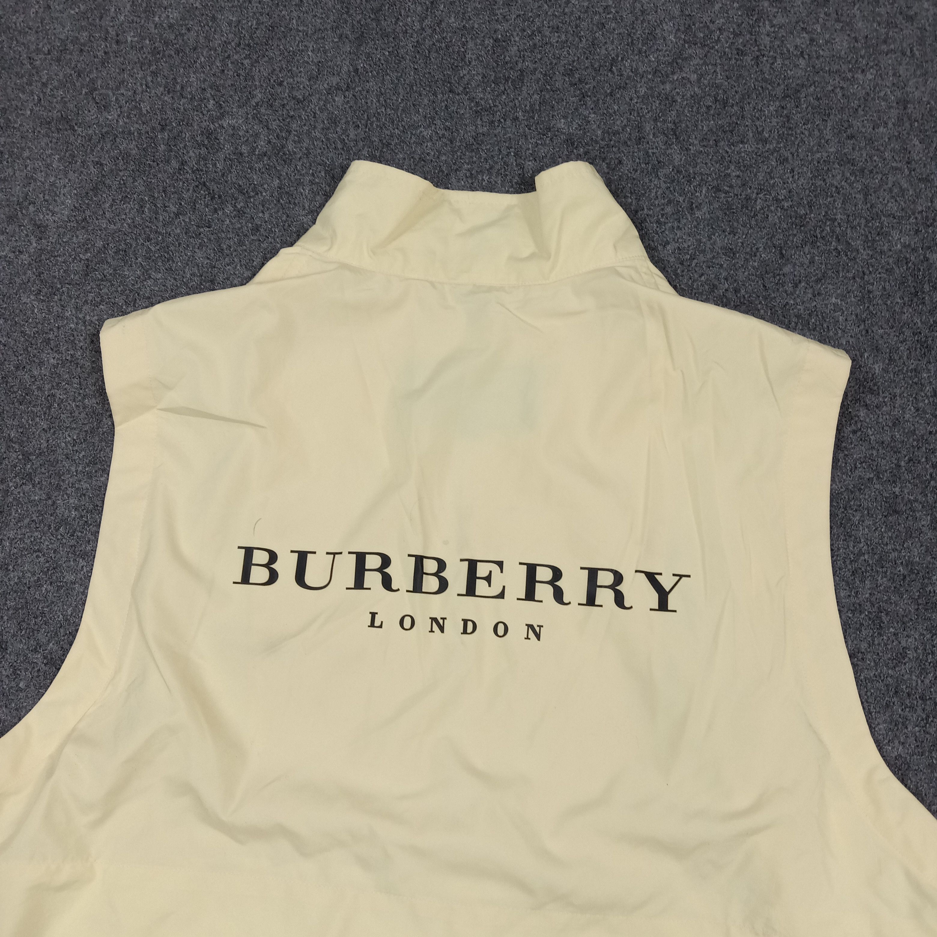 Burberry Burberry Golf Designer Brand Vests C285N52 Size US M / EU 48-50 / 2 - 3 Thumbnail
