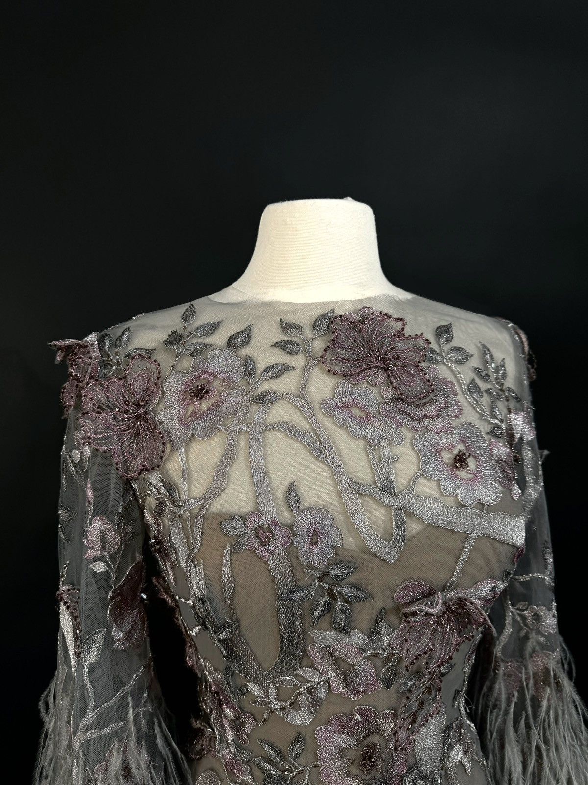 Marchesa Brand New US 10 Marchesa Evening Gown Size L / US 10 / IT 46 - 4 Thumbnail