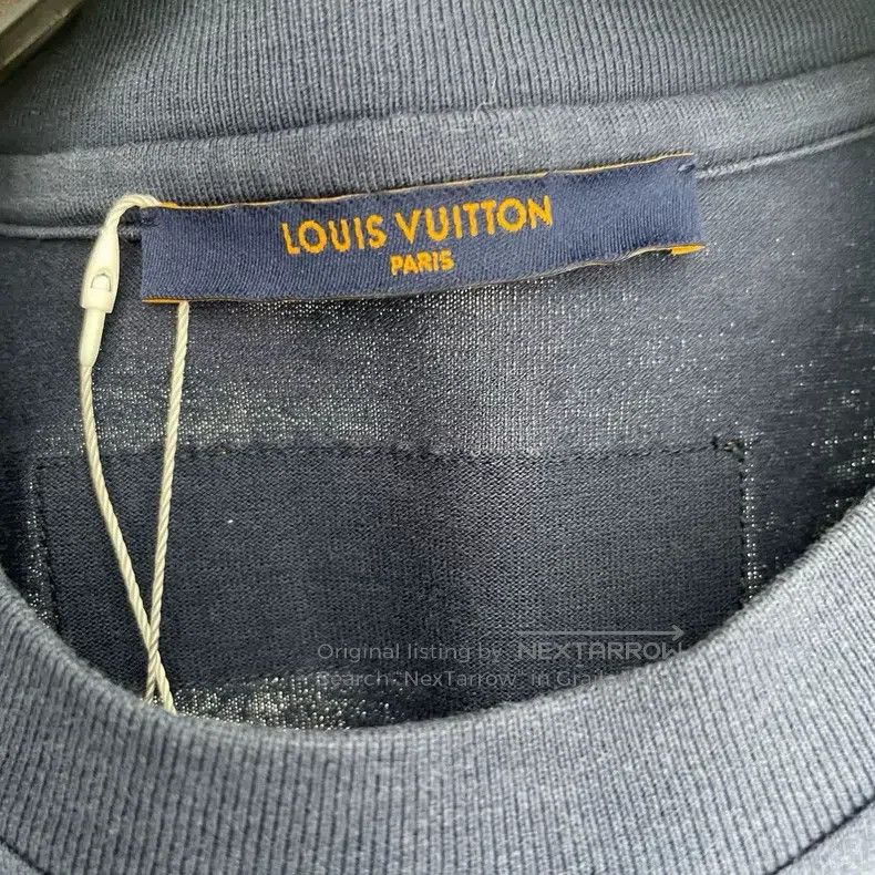 Louis Vuitton Louis Vuitton Blue Lianliankan Short Sleeves Size US S / EU 44-46 / 1 - 4 Thumbnail