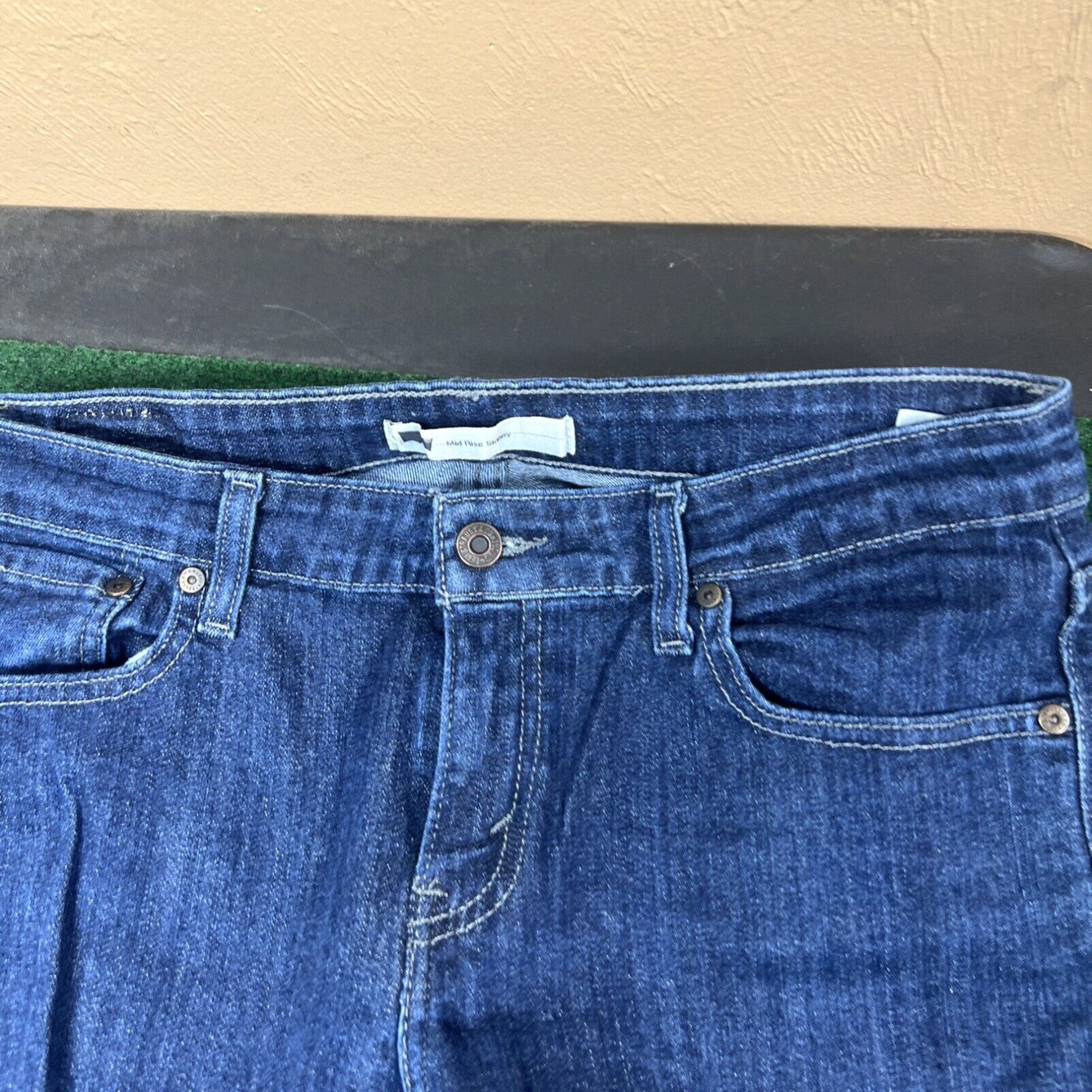 Levi's Levis Jeans Womens Blue Mid Rise Skinny Medium Wash Denim 32x30 Size 24" / US 00 / IT 34 - 5 Thumbnail