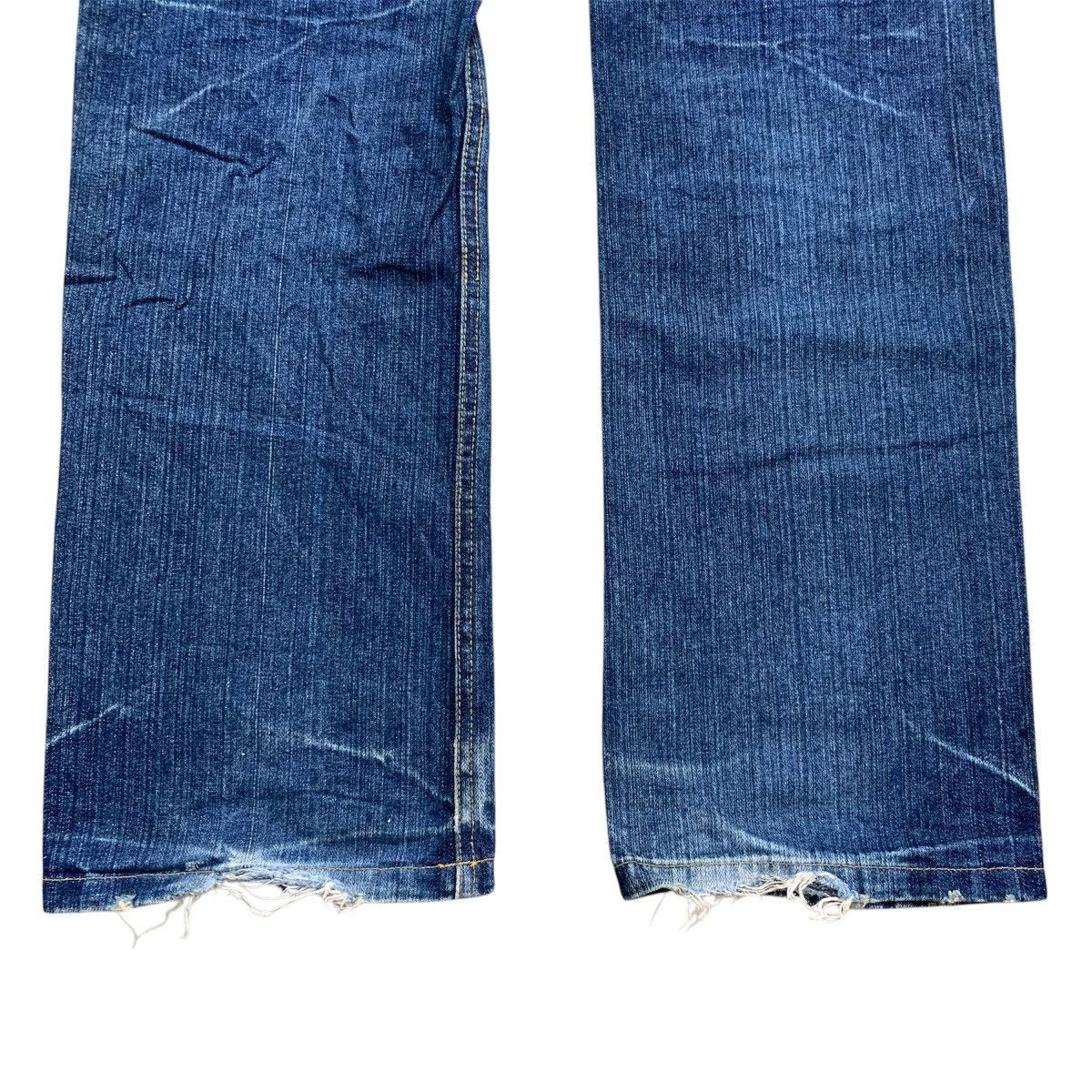 If Six Was Nine 2000’s Limited Skull Distressed Denim Pants Size US 35 - 14 Thumbnail