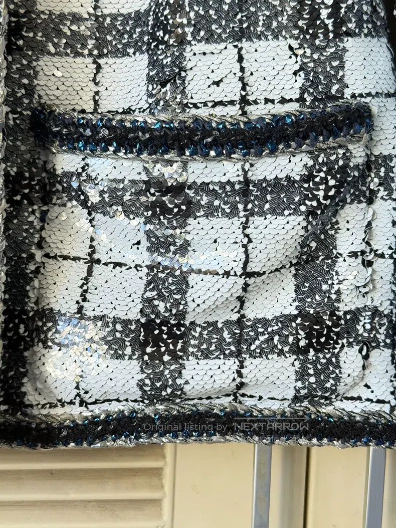Chanel Chanel Black and white plaid sequin jacket Size S / US 4 / IT 40 - 5 Thumbnail