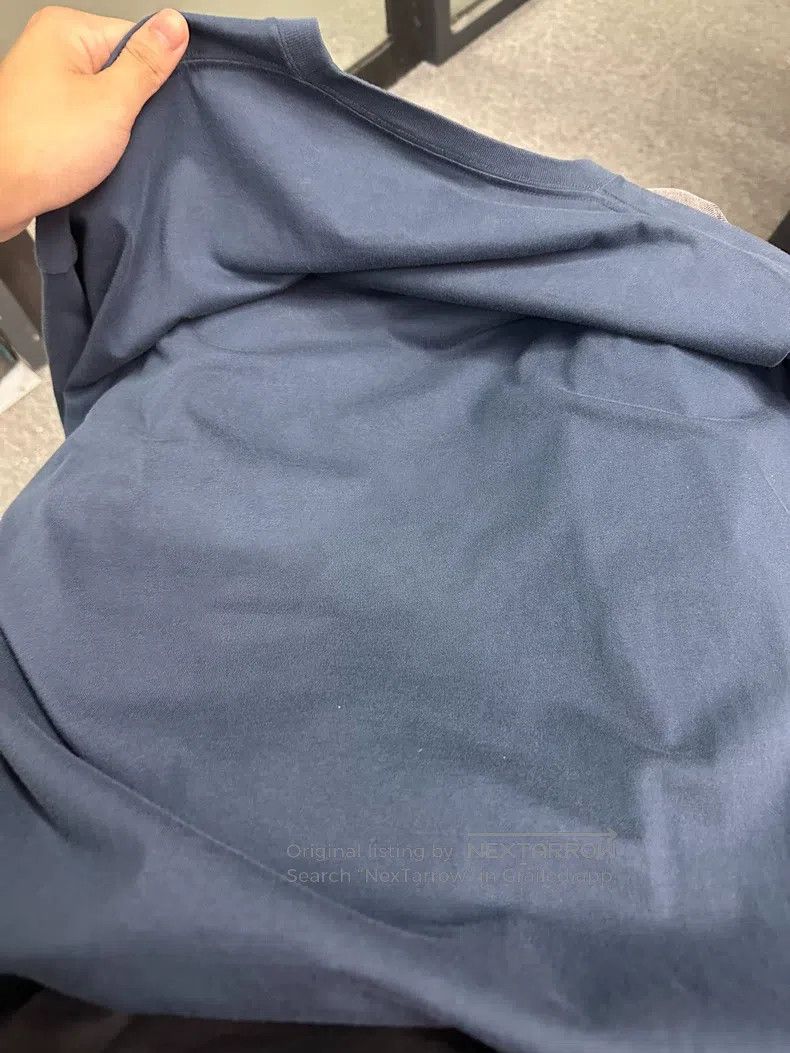 Balenciaga Balenciaga Circle Short Sleeve Size US XS / EU 42 / 0 - 2 Thumbnail