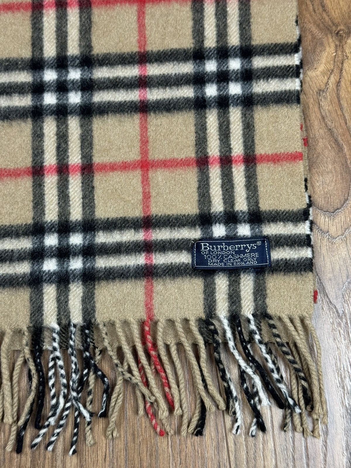 Burberry Vintage cashmere scarf Burberry’s 90s original luxury item Size ONE SIZE - 2 Thumbnail