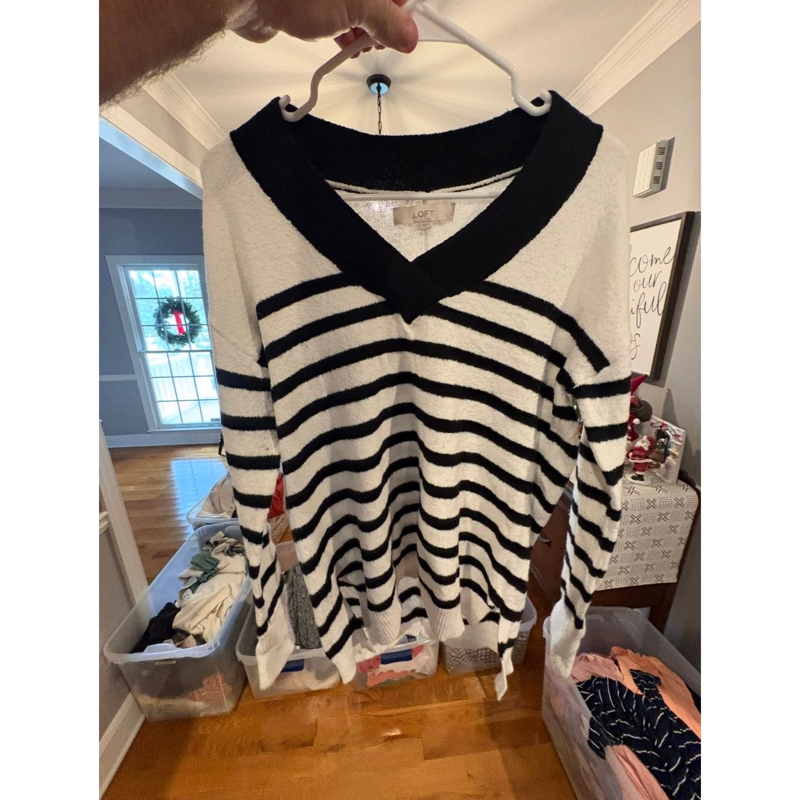 Loft LOFT Black White Striped Sweater Small V Neck Long Sleeve Size S / US 4 / IT 40 - 2 Thumbnail