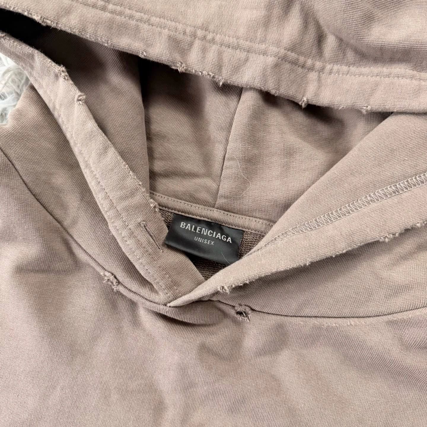Balenciaga balenciaga oversized graphic hoodie in brown Size US S / EU 44-46 / 1 - 2 Thumbnail