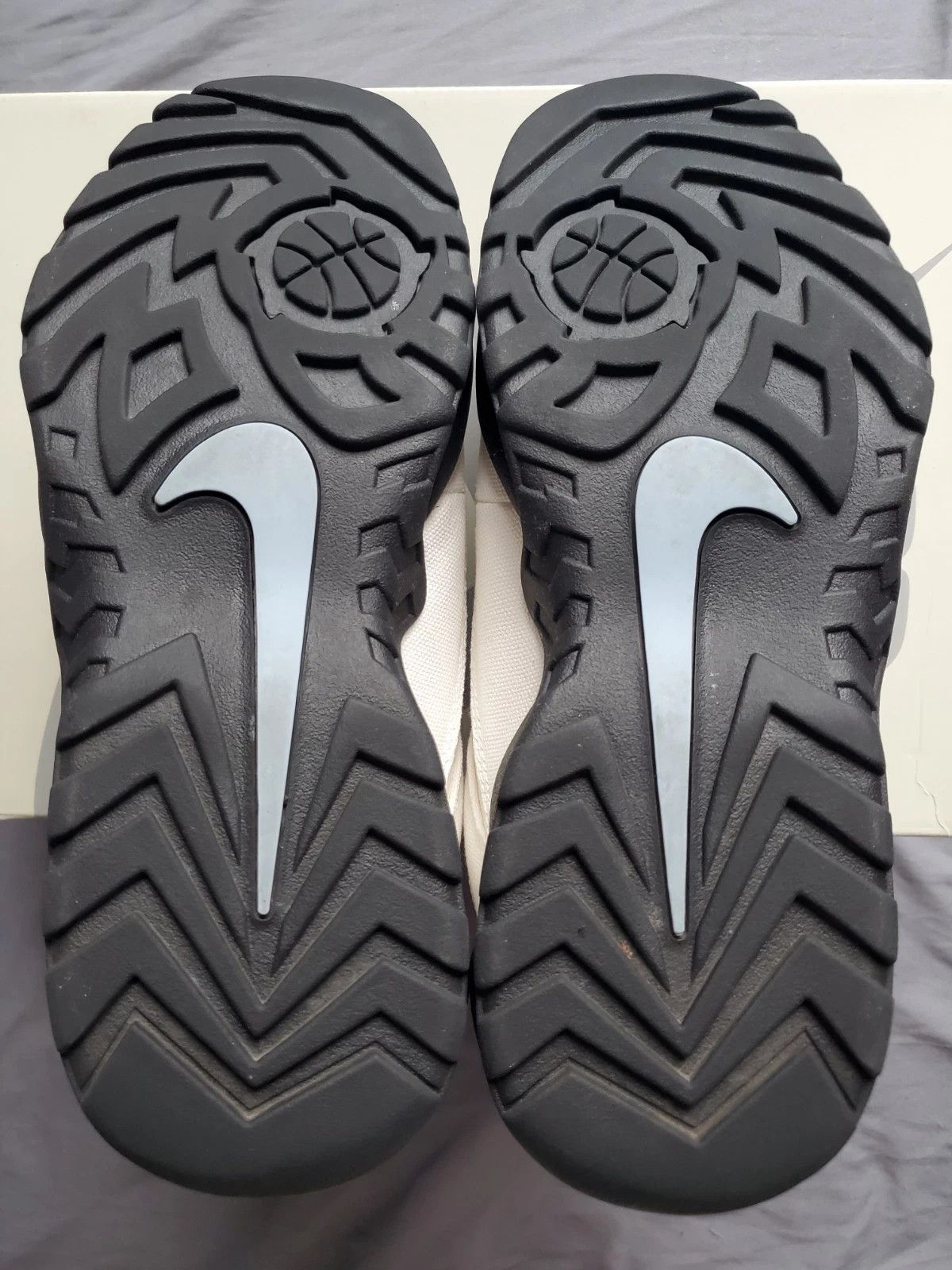 Nike × Supreme Size 7.5M/9W - Nike SB Darwin Low Supreme Sail Size US 7.5 / EU 40-41 - 6 Thumbnail