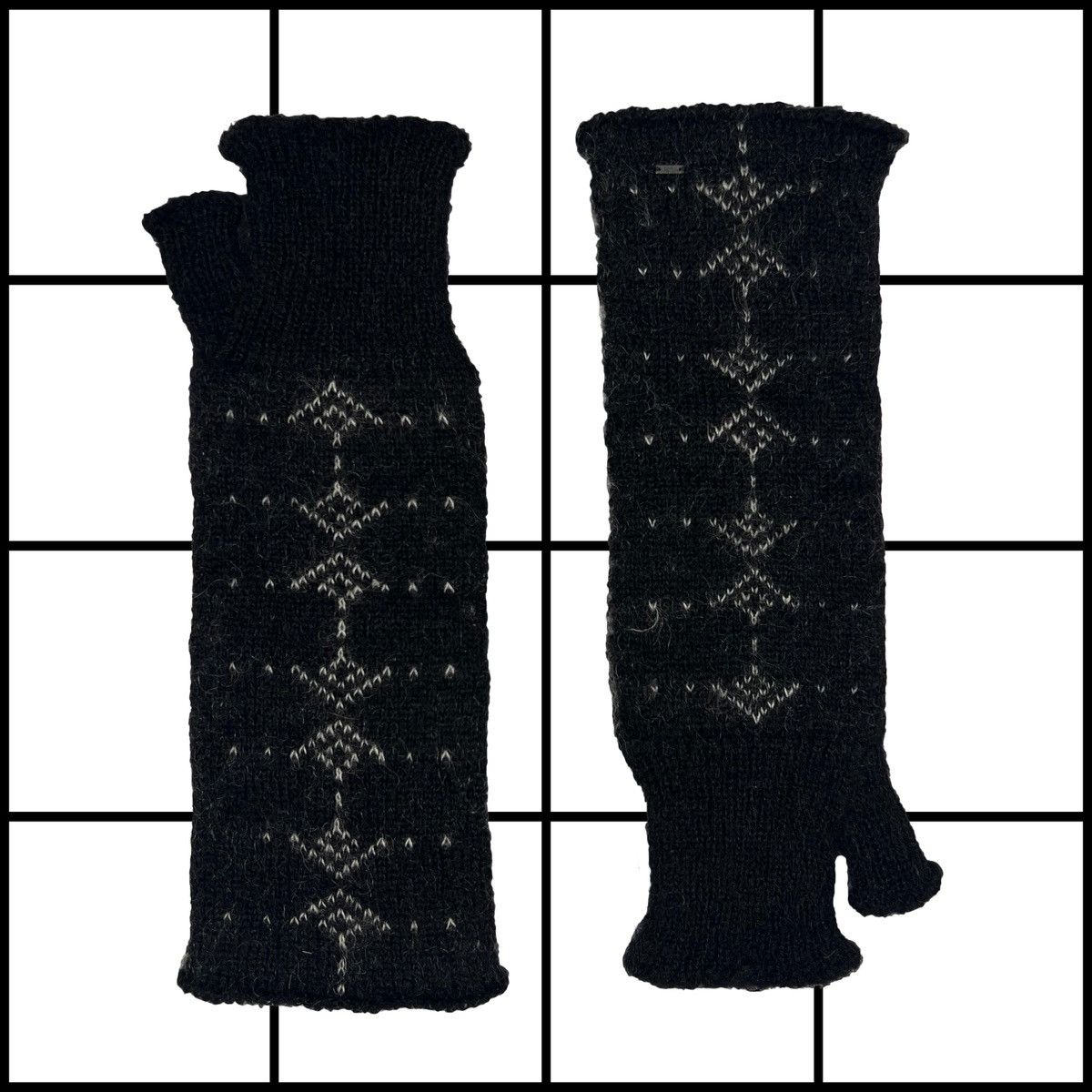 Saint Laurent Paris |[ FW19 Saint Laurent “Arrow” Mohair Mittens ]| Size ONE SIZE - 1 Thumbnail
