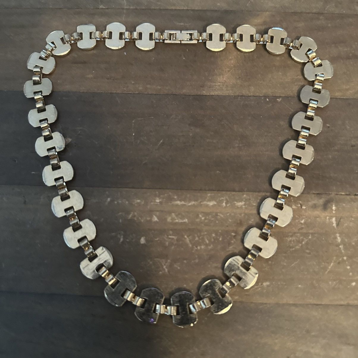 Vintage Vintage gold tone solid curved link collar necklace Size ONE SIZE - 3 Thumbnail