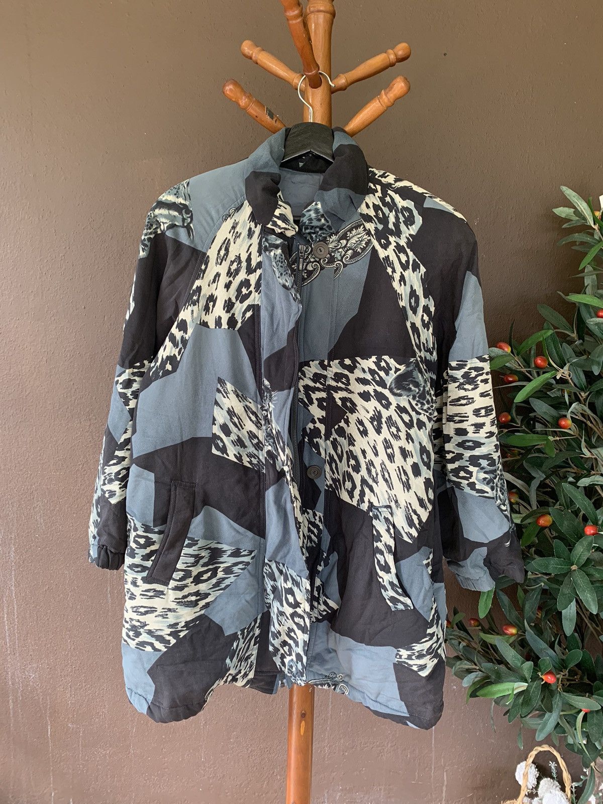Vintage Vintage All Over Print Leopard Jacket Size L / US 10 / IT 46 - 1 Thumbnail