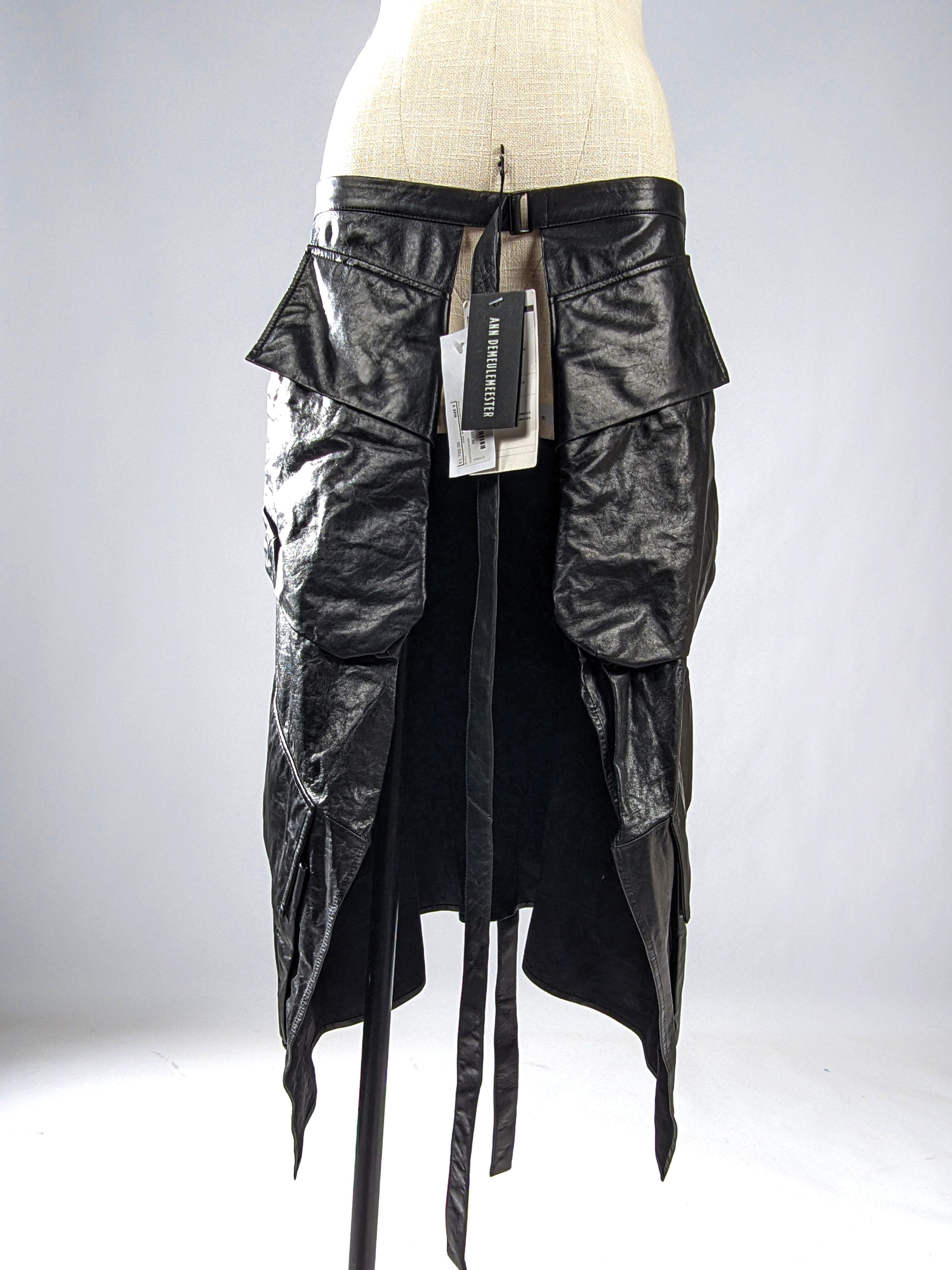 Ann Demeulemeester Ann Demeulemeester leather skirt Size S / US 4 / IT 40 - 1 Thumbnail