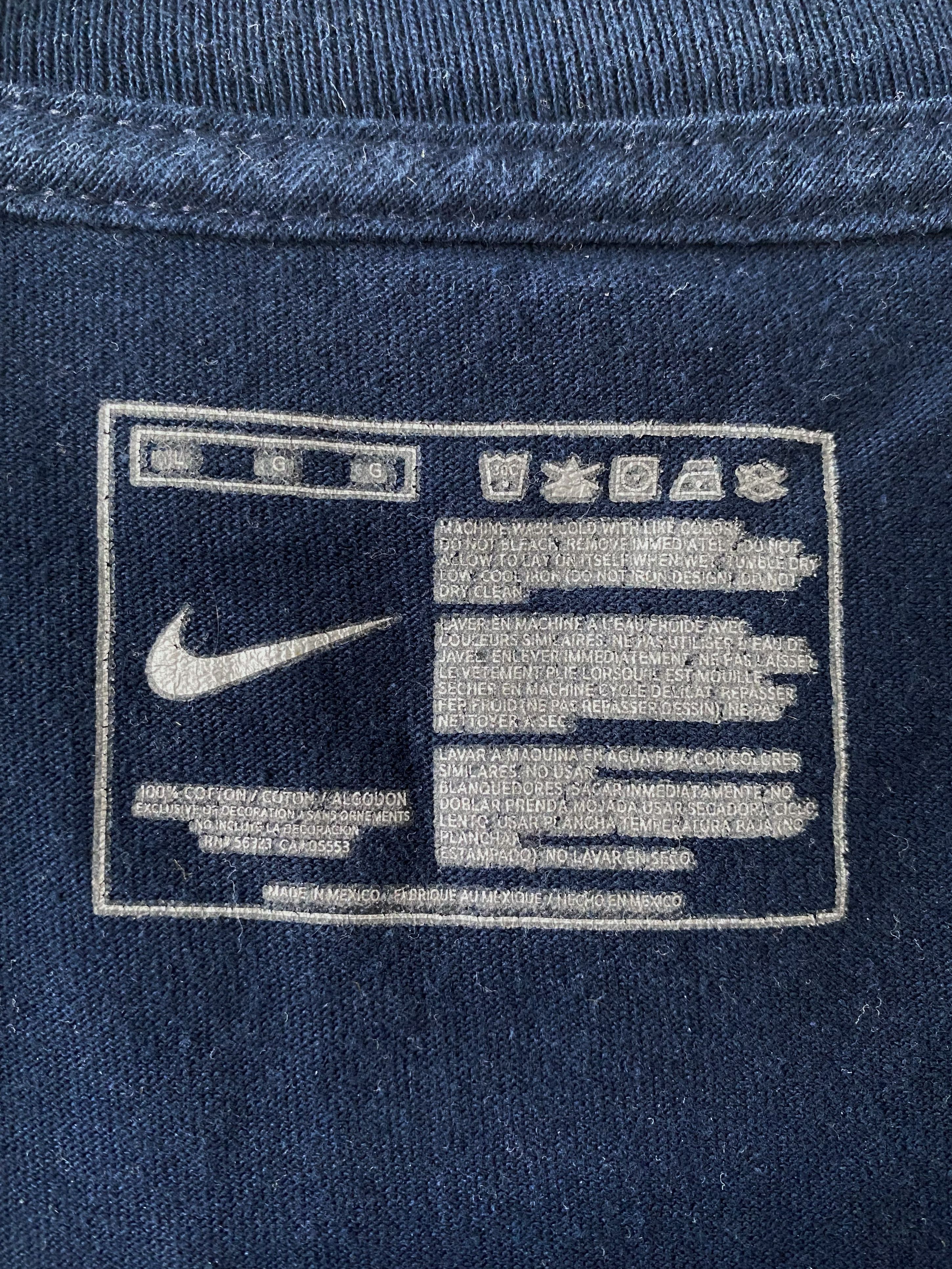 Nike Dark Navy Blue Logo T-Shirt Size US L / EU 52-54 / 3 - 3 Thumbnail