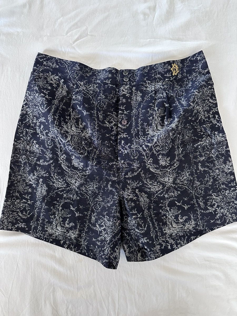 Dior × Kim Jones Christian Dior x Kim Kones toile de jouy shorts Size US 30 / EU 46 - 2 Thumbnail