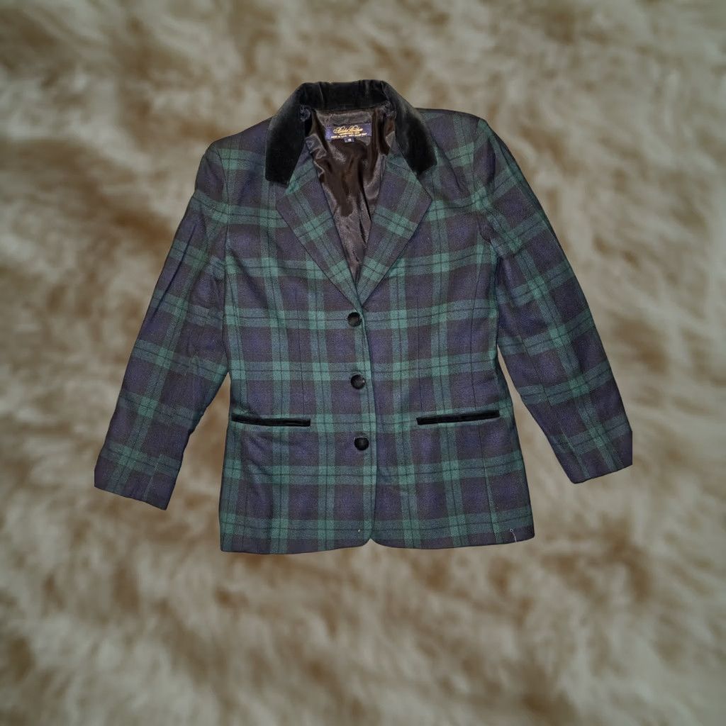 Brooks Brothers VINTAGE Brooks Brothers Blazer Women 10 Green Plaid Worsted Wool Made in USA Shirt Adults Womens 10 Green Plaid Secretary/Geek Style Size L / US 10 / IT 46 - 1 Thumbnail