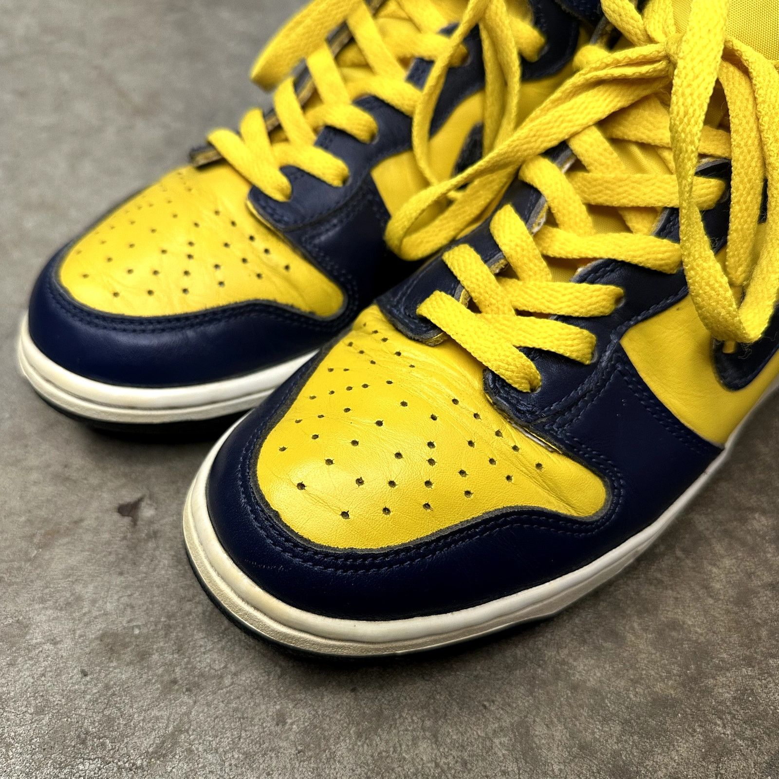 Nike 1999 Nike Dunk Hi 'Michigan' Size US 9 / EU 42 - 4 Thumbnail