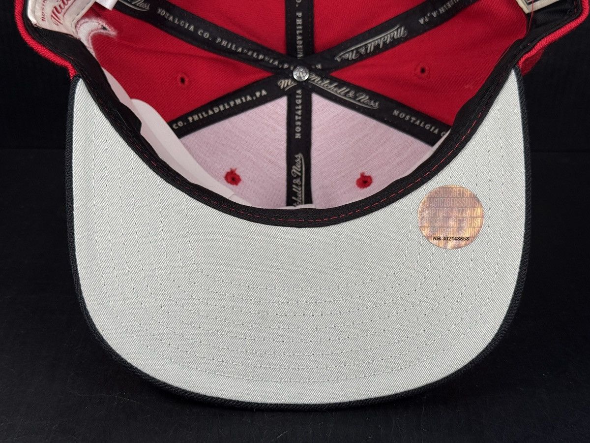 Mitchell & Ness MITCHELL & NESS X NBA CHICAGO BULLS VINTAGE SNAPBACK Size ONE SIZE - 6 Thumbnail