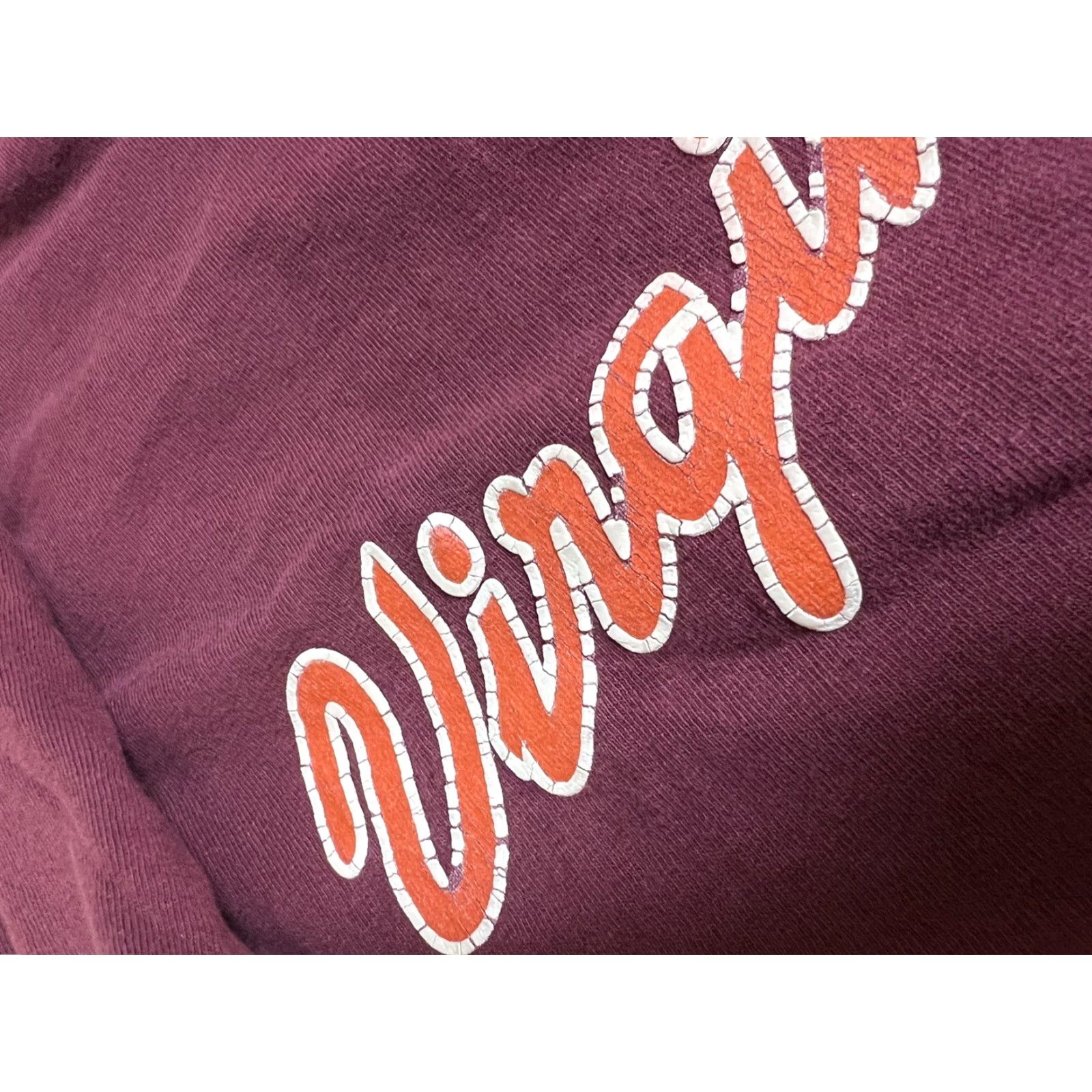 Nike VINTAGE Nike Virginia Tech Hokies T-Shirt Mens M Long Sleeve Maroon Center Swoosh shirts Size US M / EU 48-50 / 2 - 3 Thumbnail