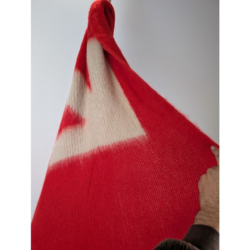 Off-White o1rshd1 Size: OS / CNY Home Blanket in Red Gold Size ONE SIZE - 12 Thumbnail