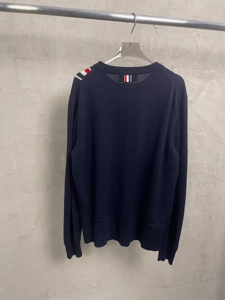 Thom Browne Thom Browne size3 A wool turtleneck sweater Size US L / EU 52-54 / 3 - 2 Thumbnail