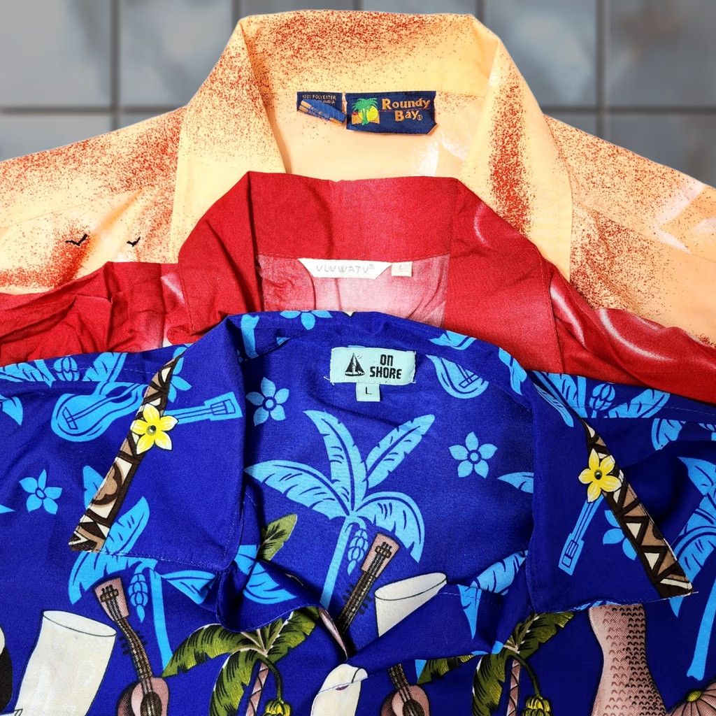 Vintage Mens Hawaiian Shirts Large Uluwatu Roundy Bay On Shore Novelty Camp Lot of 3 Size US L / EU 52-54 / 3 - 1 Thumbnail