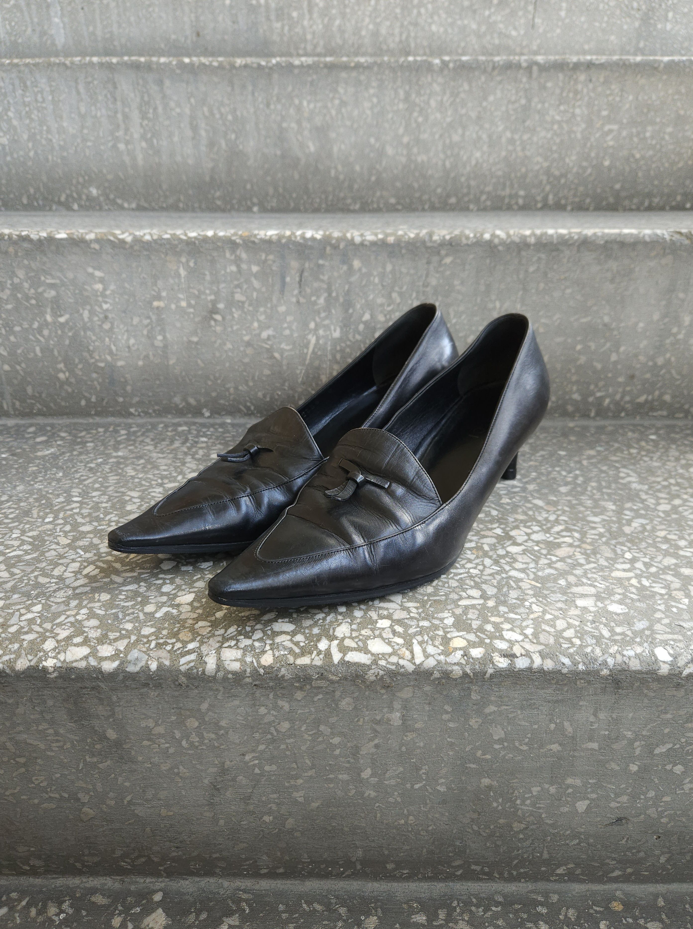 Gucci Archive y2k Gucci pointed toe bow ribbon kitten heels Size US 8 / IT 38 - 2 Thumbnail