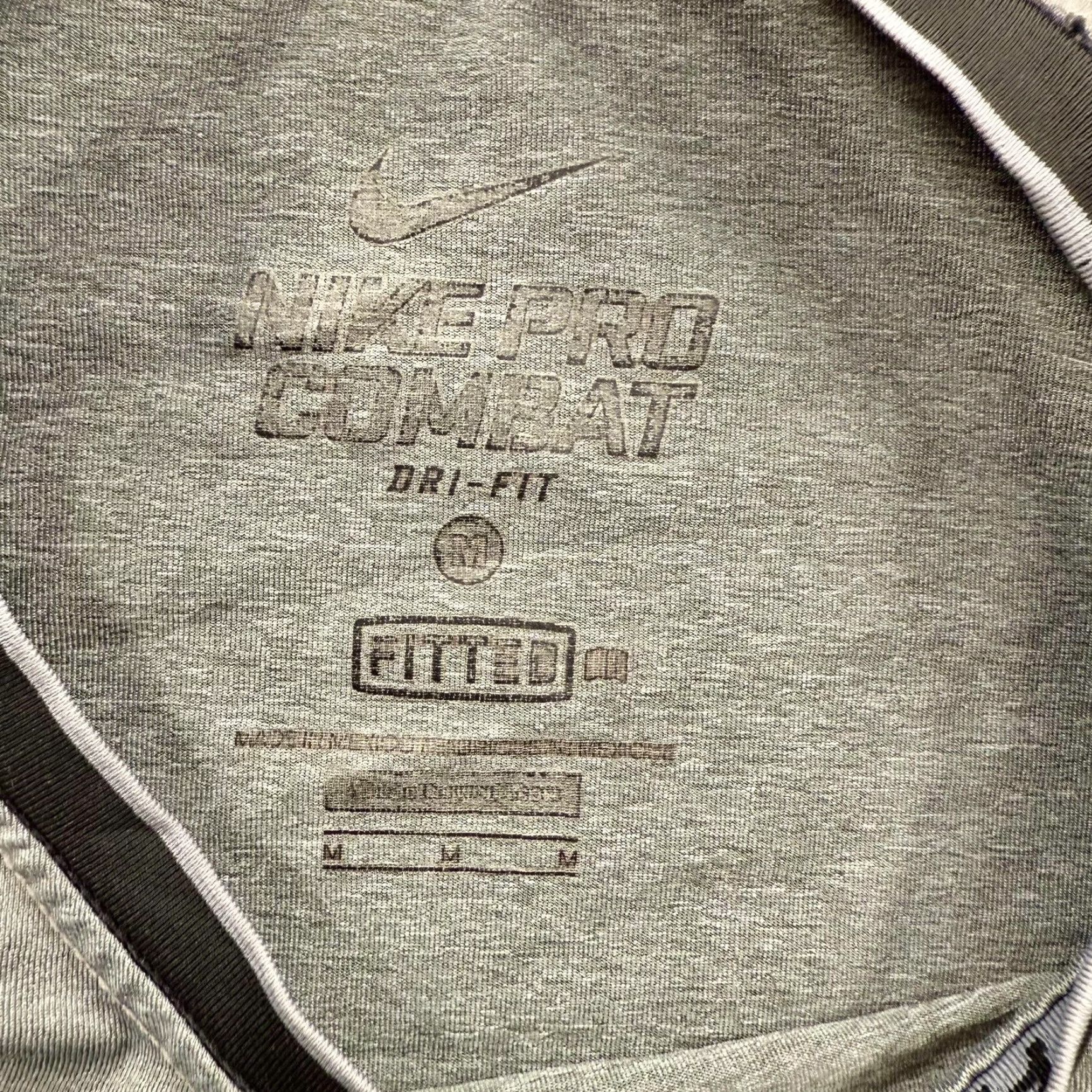 Nike Nike Pro Combat Shirt Mens Medium Gray Black Dri-FIT Long Sleeve Athletic Fitted Size US M / EU 48-50 / 2 - 3 Thumbnail