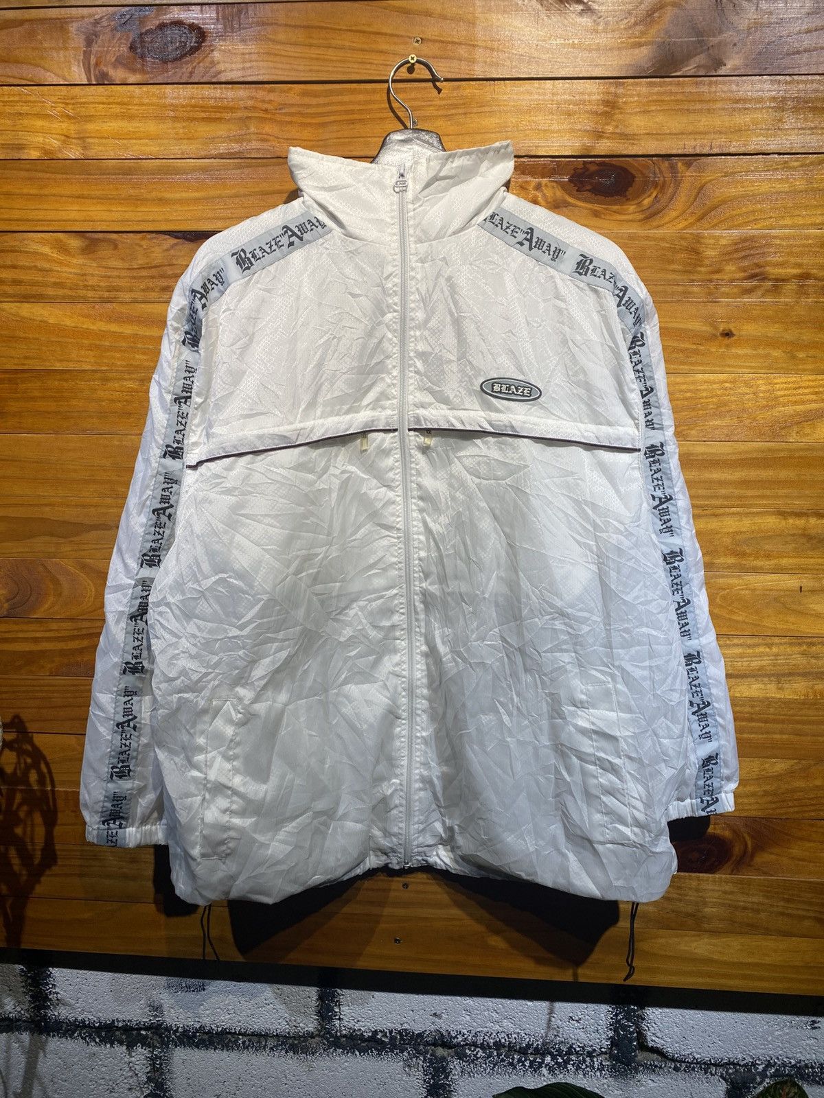 Japanese Brand Blaze Away Fogaty Free Spirit White Windbreaker Jacket Size US M / EU 48-50 / 2 - 3 Thumbnail