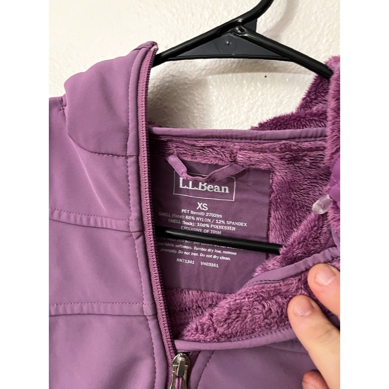 Vintage LL Bean Jacket XS Petite Womens Purple Fleece Floral Embossed Zipped Pockets Size XS / US 0-2 / IT 36-38 - 2 Thumbnail