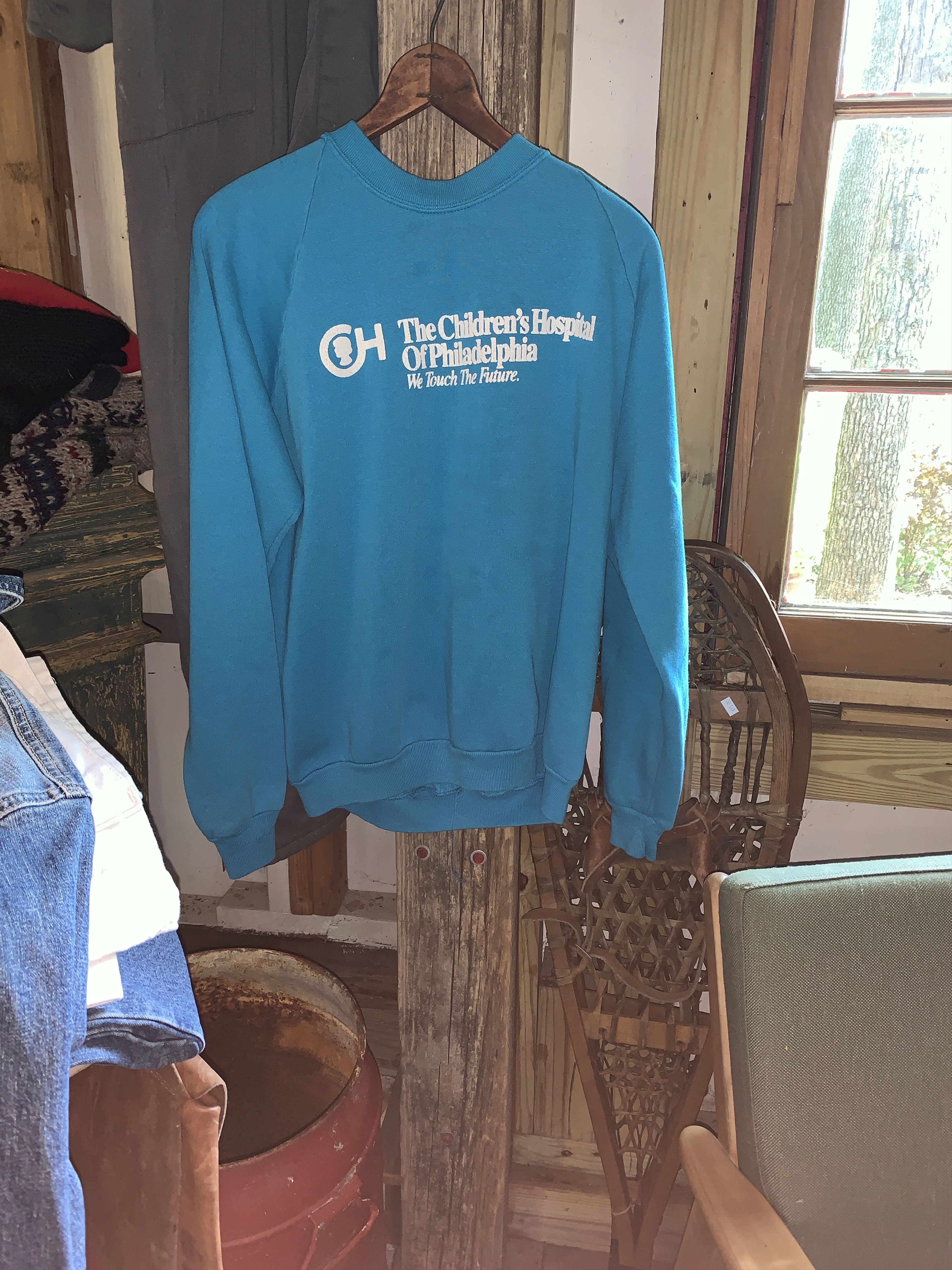 Jerzees Teal crewneck Print Children’s hospital Pennsylvania Size US XL / EU 56 / 4 - 3 Thumbnail