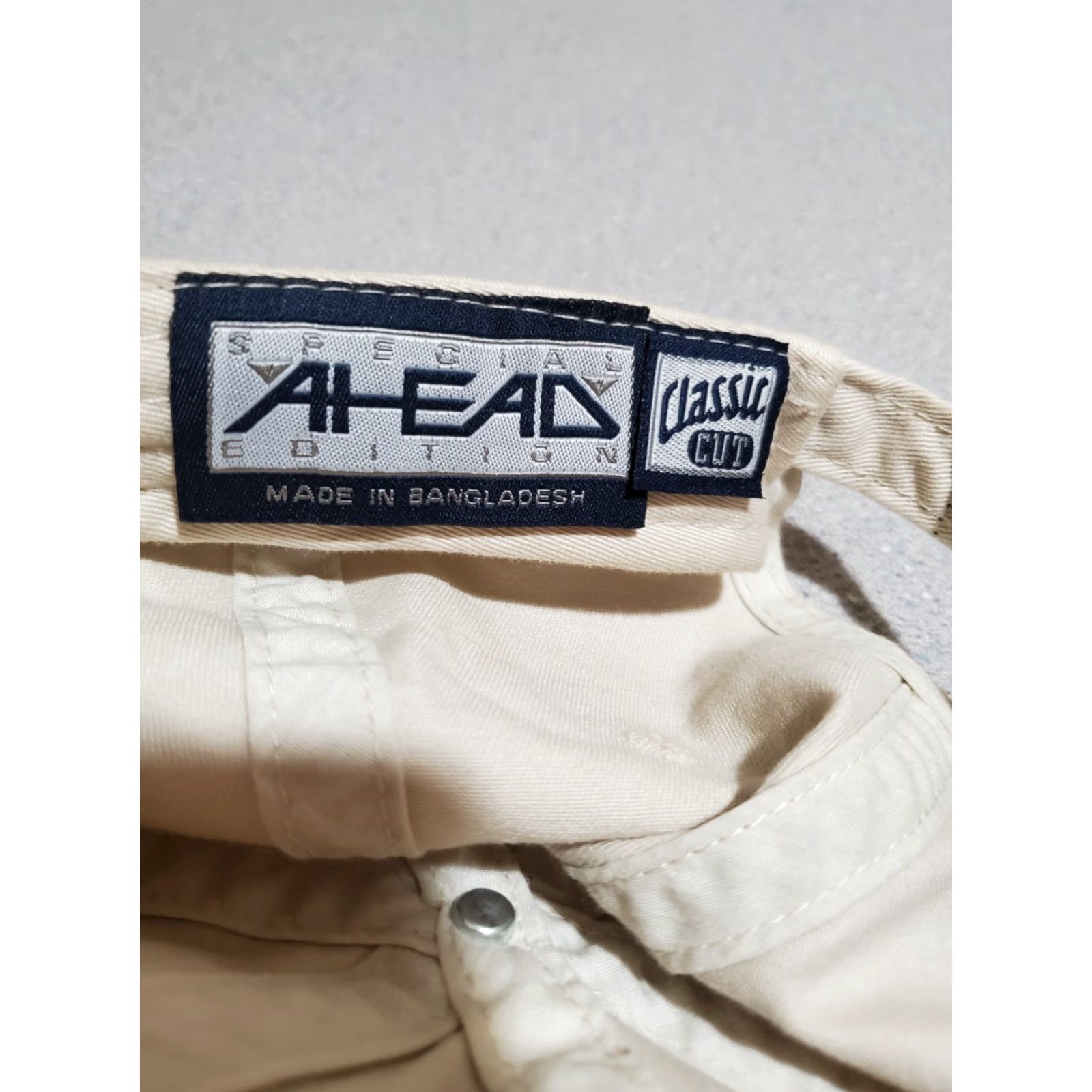 Vintage VINTAGE? No. Size US M / EU 48-50 / 2 - 4 Thumbnail